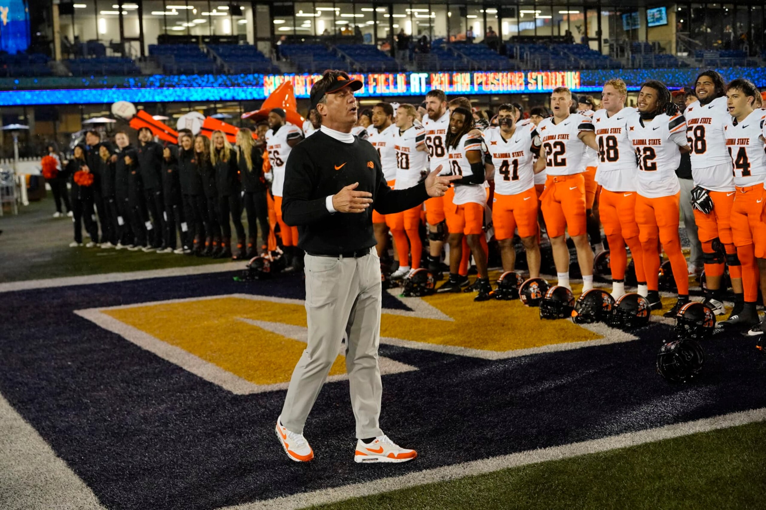 Oklahoma State head coach Mike Gundy