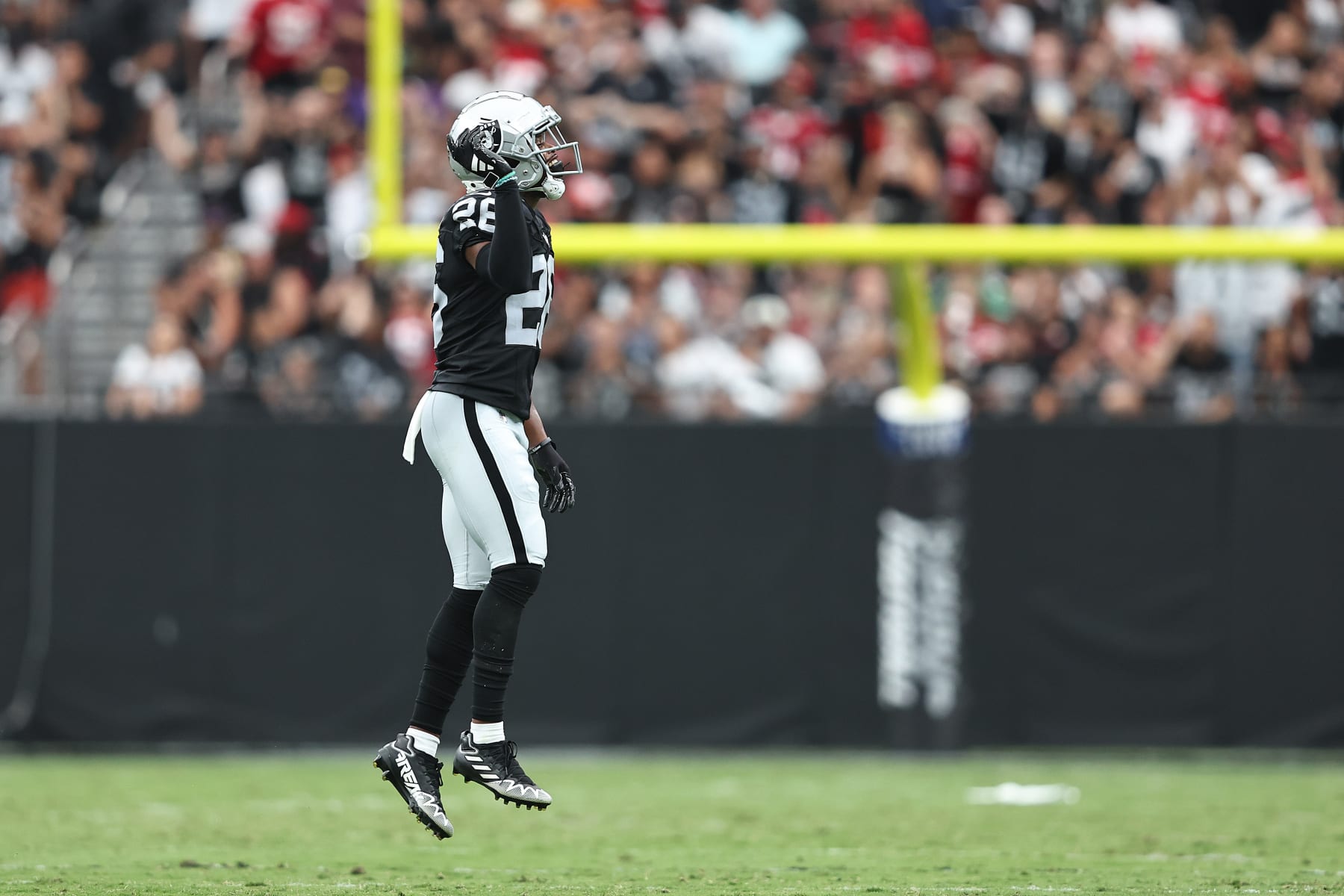 LAS VEGAS, NEVADA - AUGUST 13: David Long Jr. #28 of the Las Vegas Raiders celebrates during a preseason game between the San Francisco 49ers and the Las Vegas Raiders at Allegiant Stadium on August 13, 2023 in Las Vegas, Nevada. (Photo by Michael Owens/Getty Images)