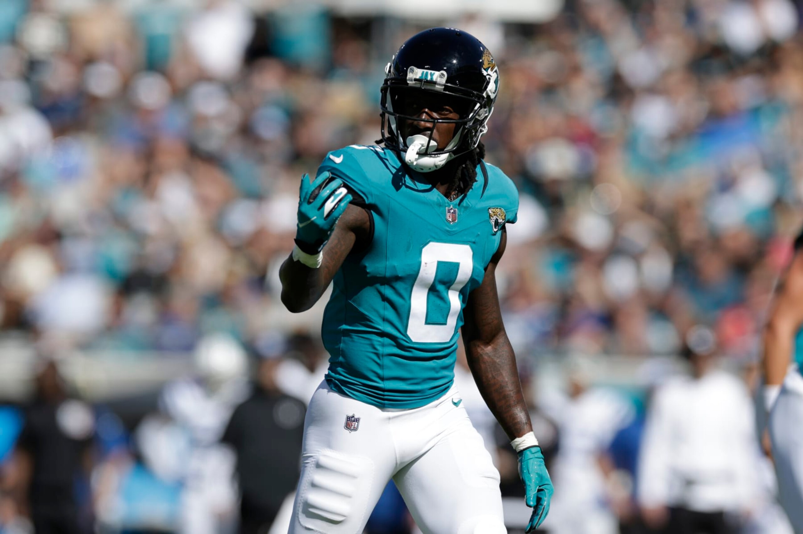 JACKSONVILLE, FL - OCTOBER 15: Jacksonville Jaguars wide receiver Calvin Ridley (0) lines up for a play during the game between the against the Indianapolis Colts and the Jacksonville Jaguars on October 15, 2023 at EverBank Stadium in Jacksonville, Florida. (Photo by David Rosenblum/Icon Sportswire via Getty Images)