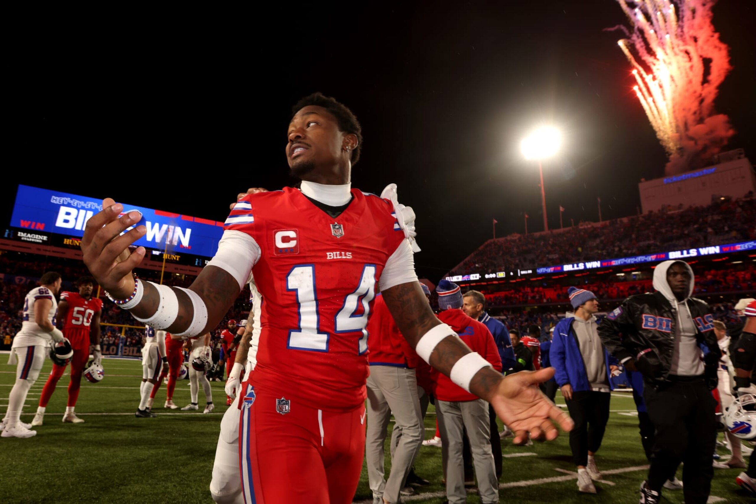 Buccaneers WR Stefon Diggs