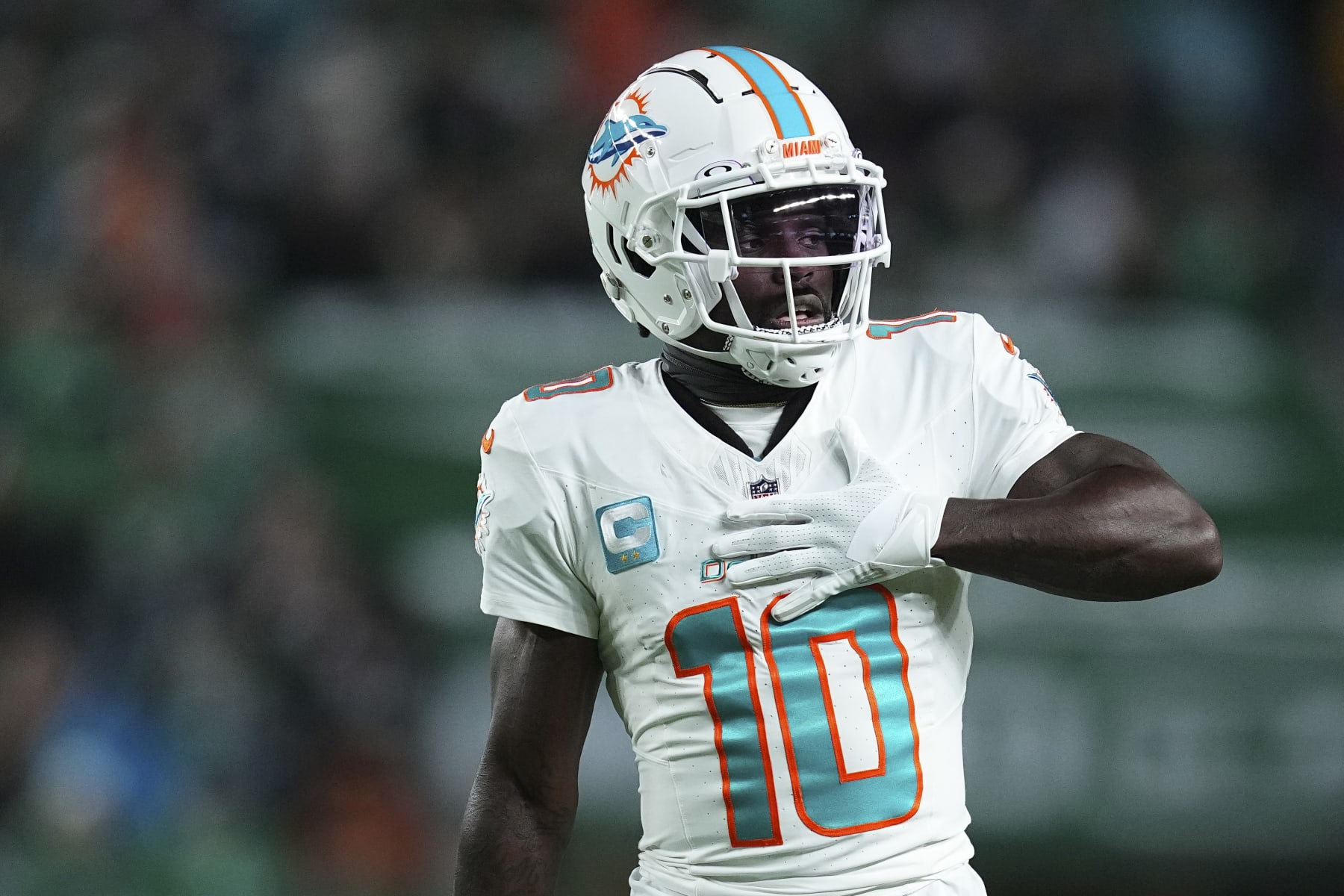 PHILADELPHIA, PENNSYLVANIA - OCTOBER 22: Tyreek Hill #10 of the Miami Dolphins looks on against the Philadelphia Eagles at Lincoln Financial Field on October 22, 2023 in Philadelphia, Pennsylvania. (Photo by Mitchell Leff/Getty Images)