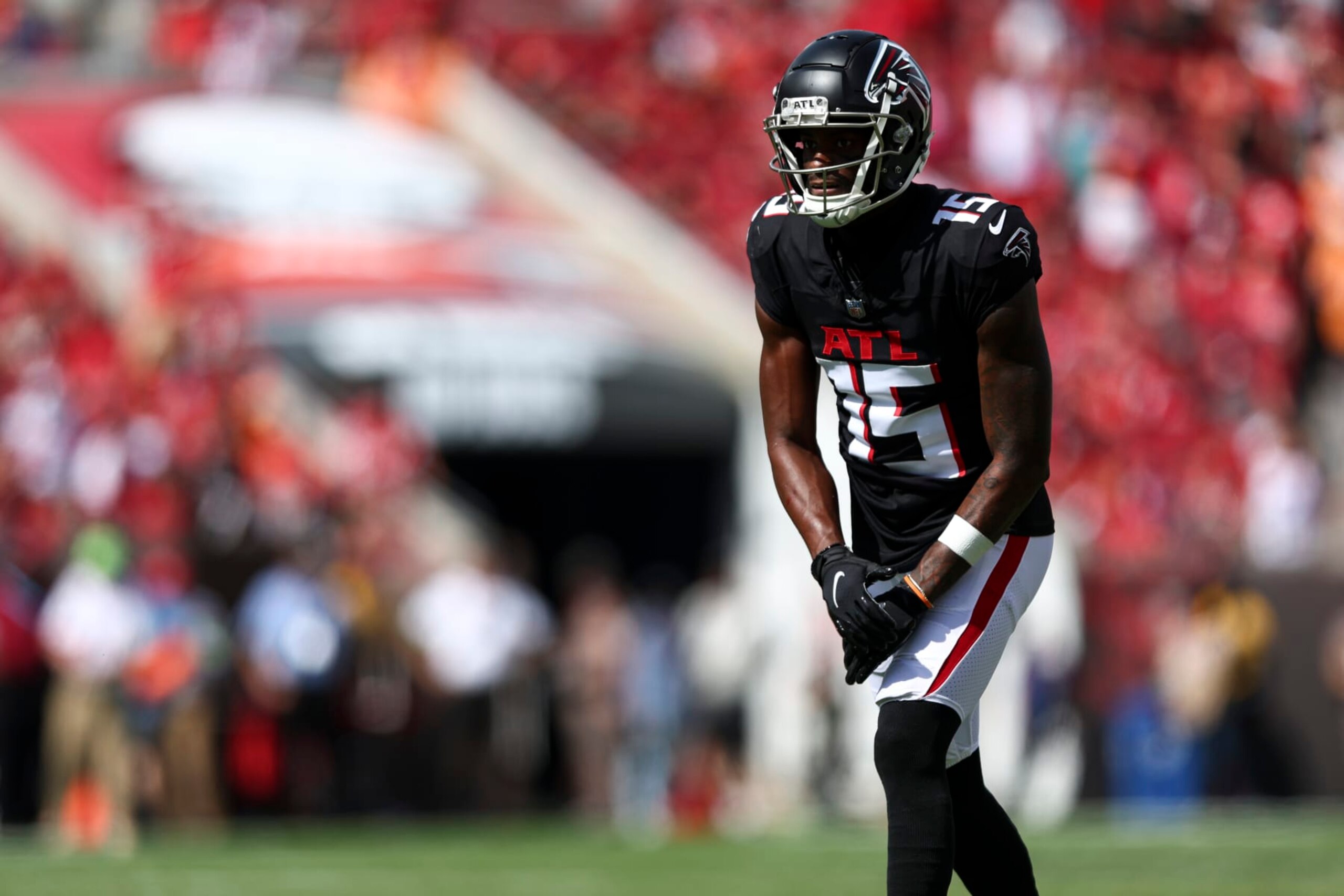 TAMPA, FL - OCTOBER 22: Van Jefferson #15 of the Atlanta Falcons lines up before a play during an NFL football game against the Tampa Bay Buccaneers at Raymond James Stadium on October 22, 2023 in Tampa, Florida. (Photo by Kevin Sabitus/Getty Images)