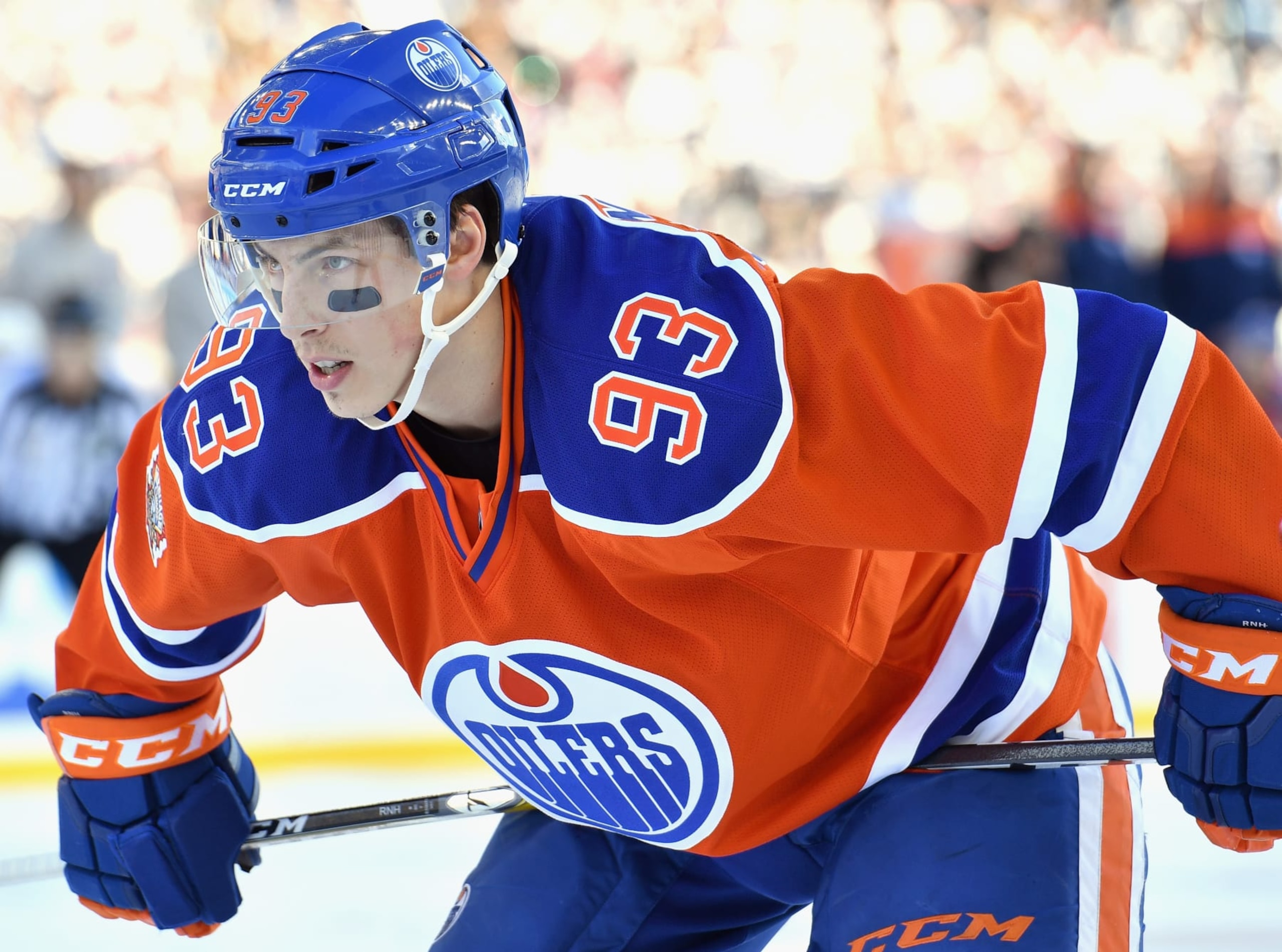 WINNIPEG, MB - OCTOBER 23: Ryan Nugent-Hopkins #93 of the Edmonton Oilers plays in the 2016 Tim Hortons NHL Heritage Classic against the Winnipeg Jets at Investors Group Field on October 23, 2016 in Winnipeg, Canada. (Photo by Andy Devlin/NHLI via Getty Images) WINNIPEG, MB - OCTOBER 23: Ryan Nugent-Hopkins #93 of the Edmonton Oilers plays in the 2016 Tim Hortons NHL Heritage Classic against the Winnipeg Jets at Investors Group Field on October 23, 2016 in Winnipeg, Canada. (Photo by Andy Devlin/NHLI via Getty Images)