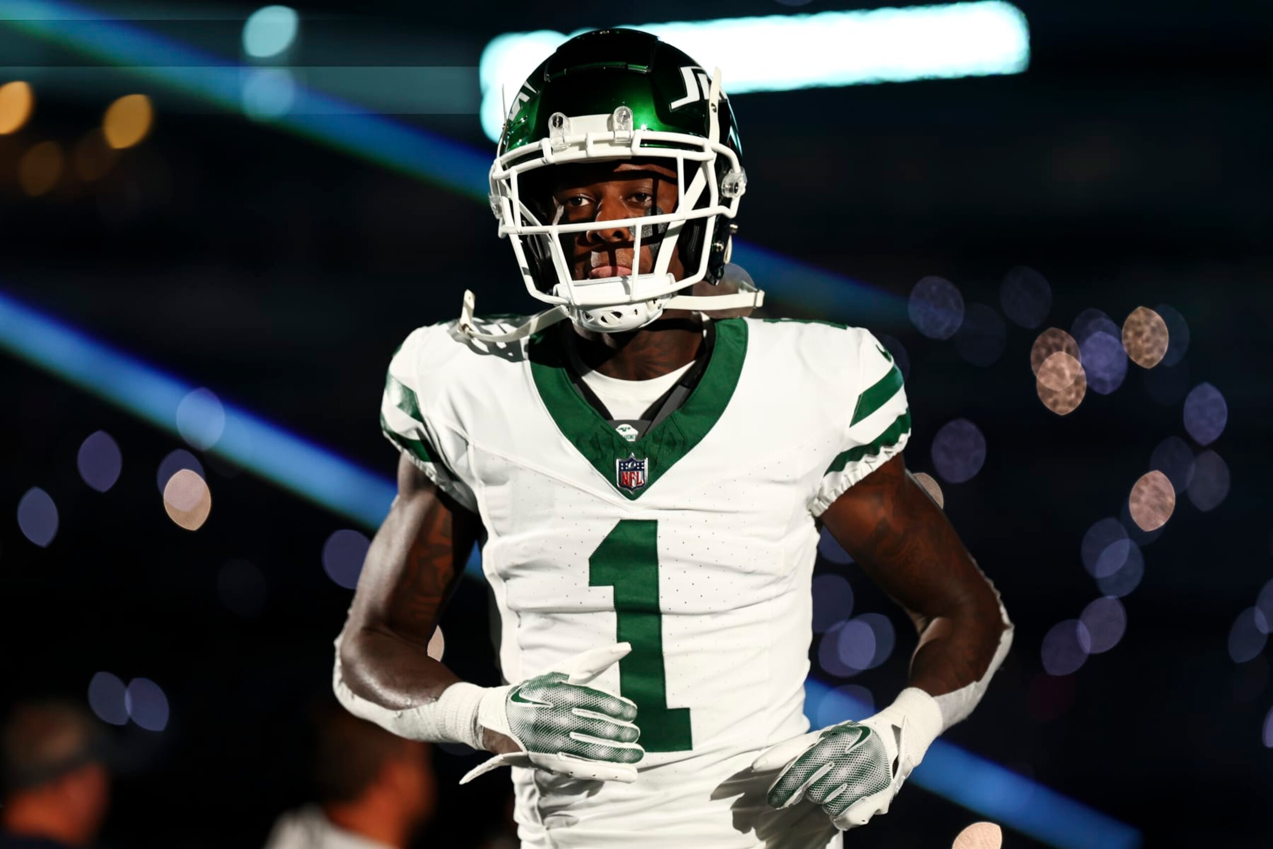 EAST RUTHERFORD, NJ - OCTOBER 1: Sauce Gardner #1 of the New York Jets runs out of the tunnel prior to an NFL football game against the Kansas City Chiefs at MetLife Stadium on October 1, 2023 in East Rutherford, New Jersey. (Photo by Kevin Sabitus/Getty Images)