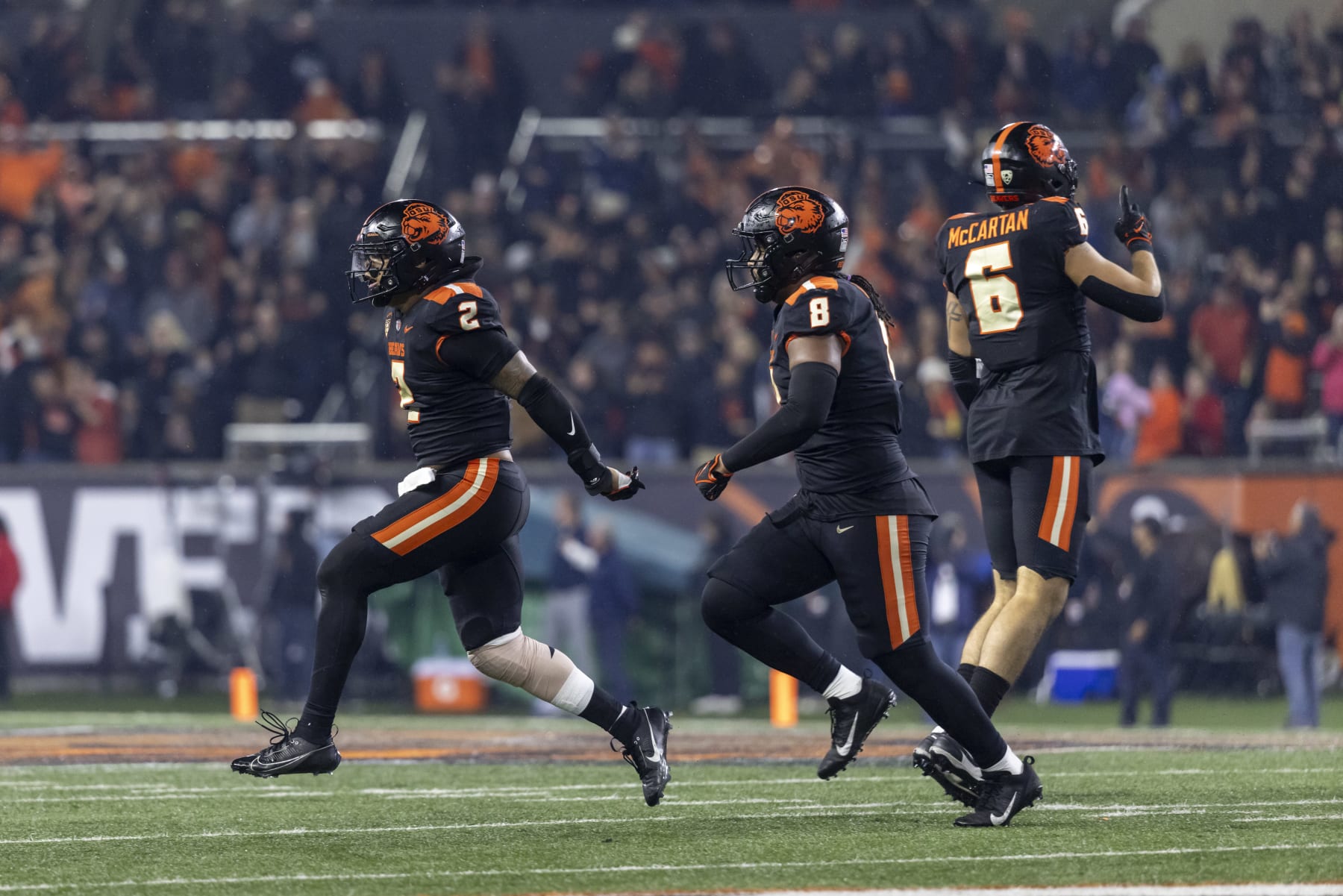 CORVALLIS, OREGON - OCTOBER 14: Linebacker Calvin Hart Jr. #2 of the Oregon State Beavers celebrates against the UCLA Bruins at Reser Stadium on October 14, 2023 in Corvallis, Oregon. (Photo by Tom Hauck/Getty Images)