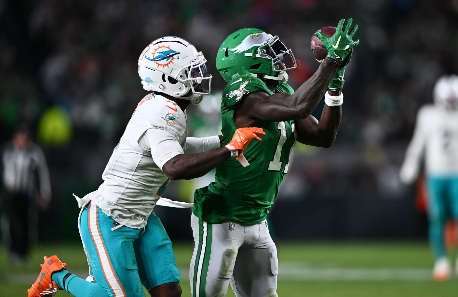 PHILADELPHIA, PA - OCTOBER 22: Philadelphia Eagles Wide Receiver A.J. Brown (11) makes a reception against Miami Dolphins Cornerback Kader Kohou (4) in the second half during the game between the Miami Dolphins and Philadelphia Eagles on October 22, 2023 at Lincoln Financial Field in Philadelphia, PA. (Photo by Kyle Ross/Icon Sportswire via Getty Images)