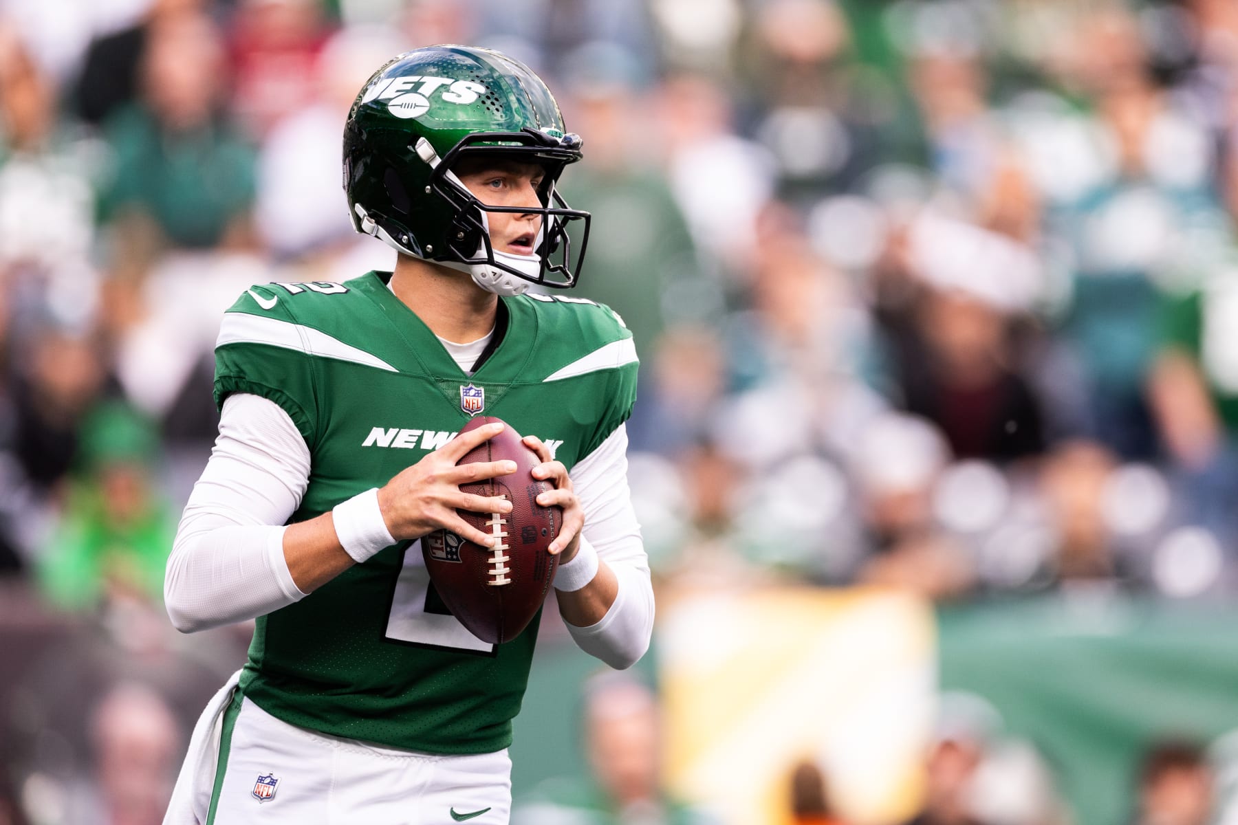 EAST RUTHERFORD, NEW JERSEY - OCTOBER 15: Zach Wilson #2 of the New York Jets drops back to pass during the first quarter of the game against the Philadelphia Eagles at MetLife Stadium on October 15, 2023 in East Rutherford, New Jersey. (Photo by Dustin Satloff/Getty Images)