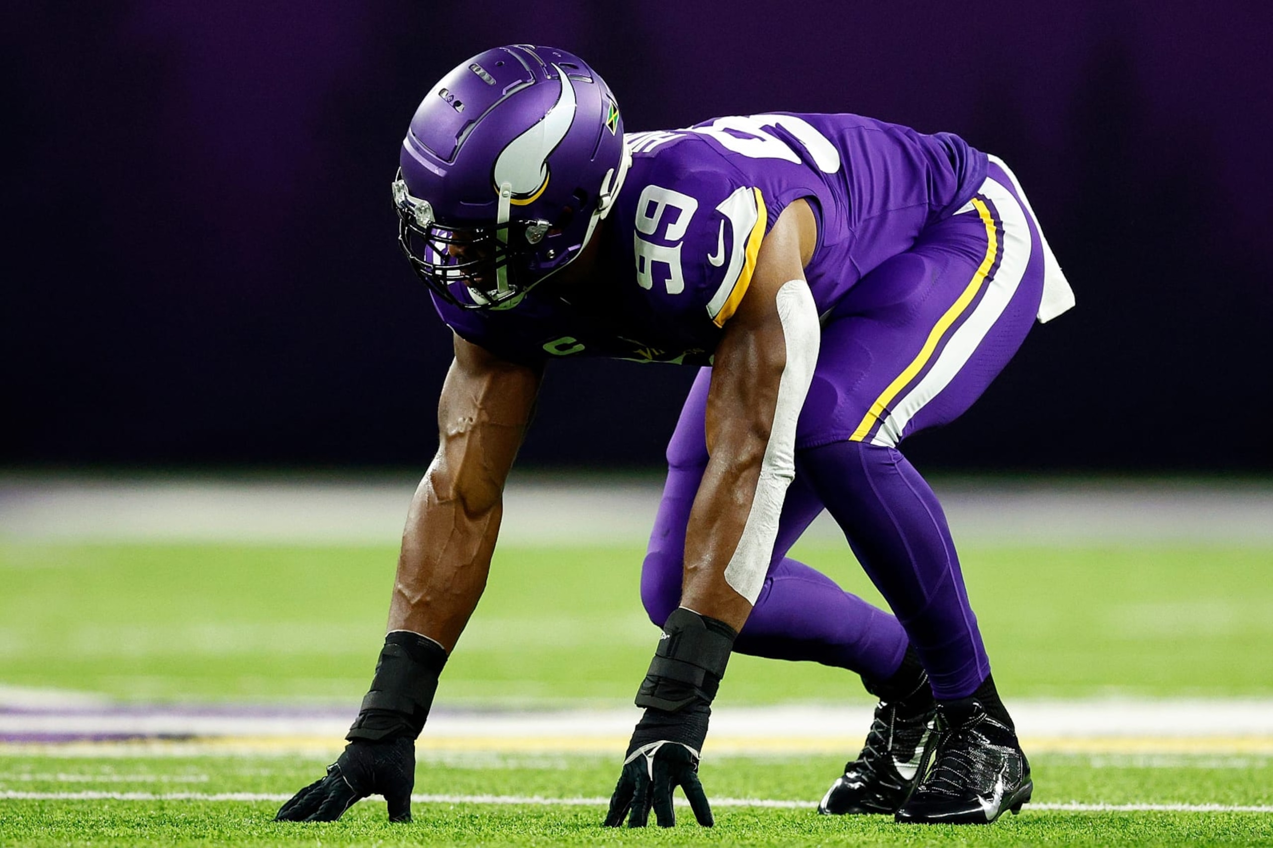 MINNEAPOLIS, MINNESOTA - OCTOBER 23: Danielle Hunter #99 of the Minnesota Vikings readies for play against the San Francisco 49ers in the first half at U.S. Bank Stadium on October 23, 2023 in Minneapolis, Minnesota. The Vikings defeated the 49ers 22-17. (Photo by David Berding/Getty Images)