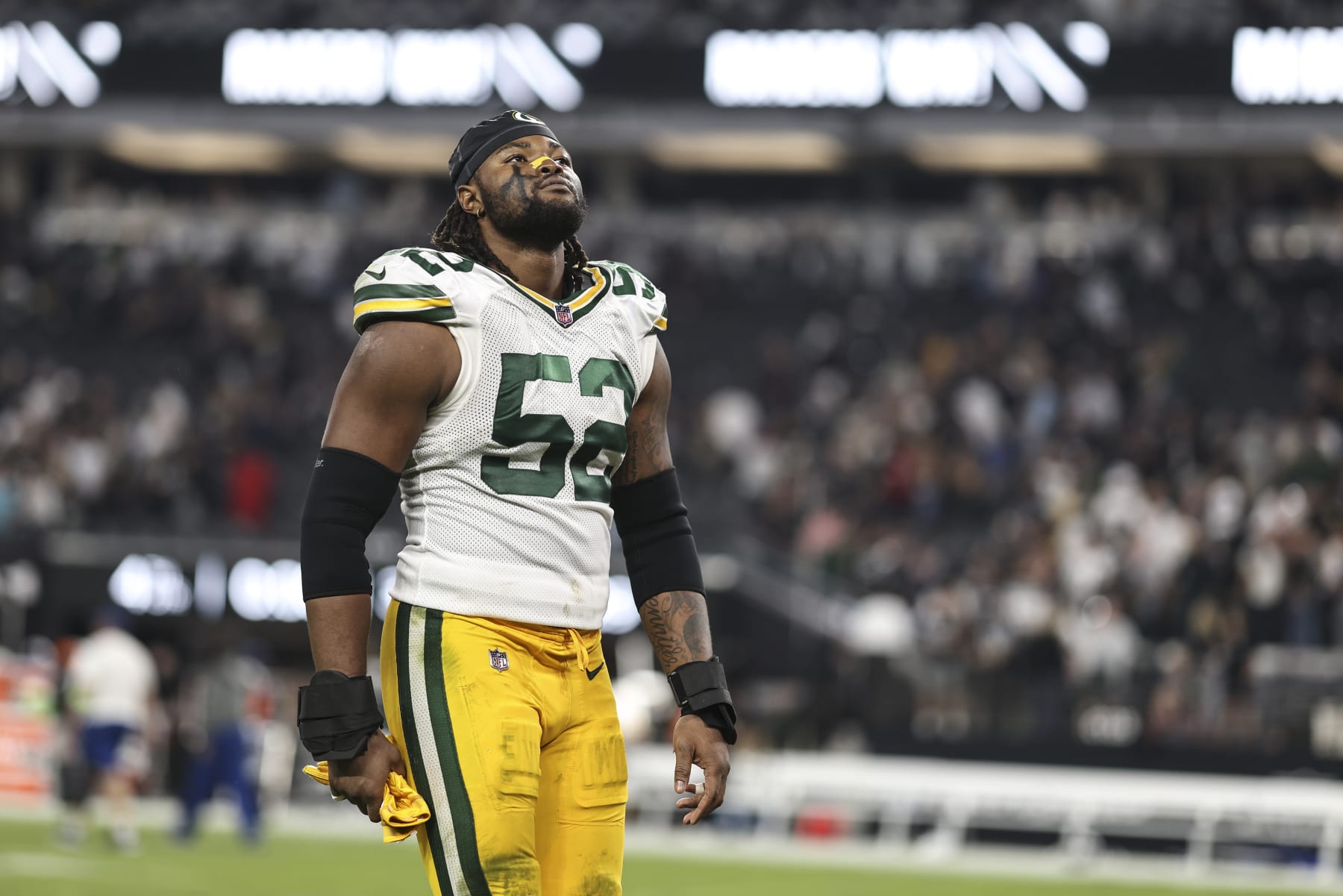 Packers edge Rashan Gary