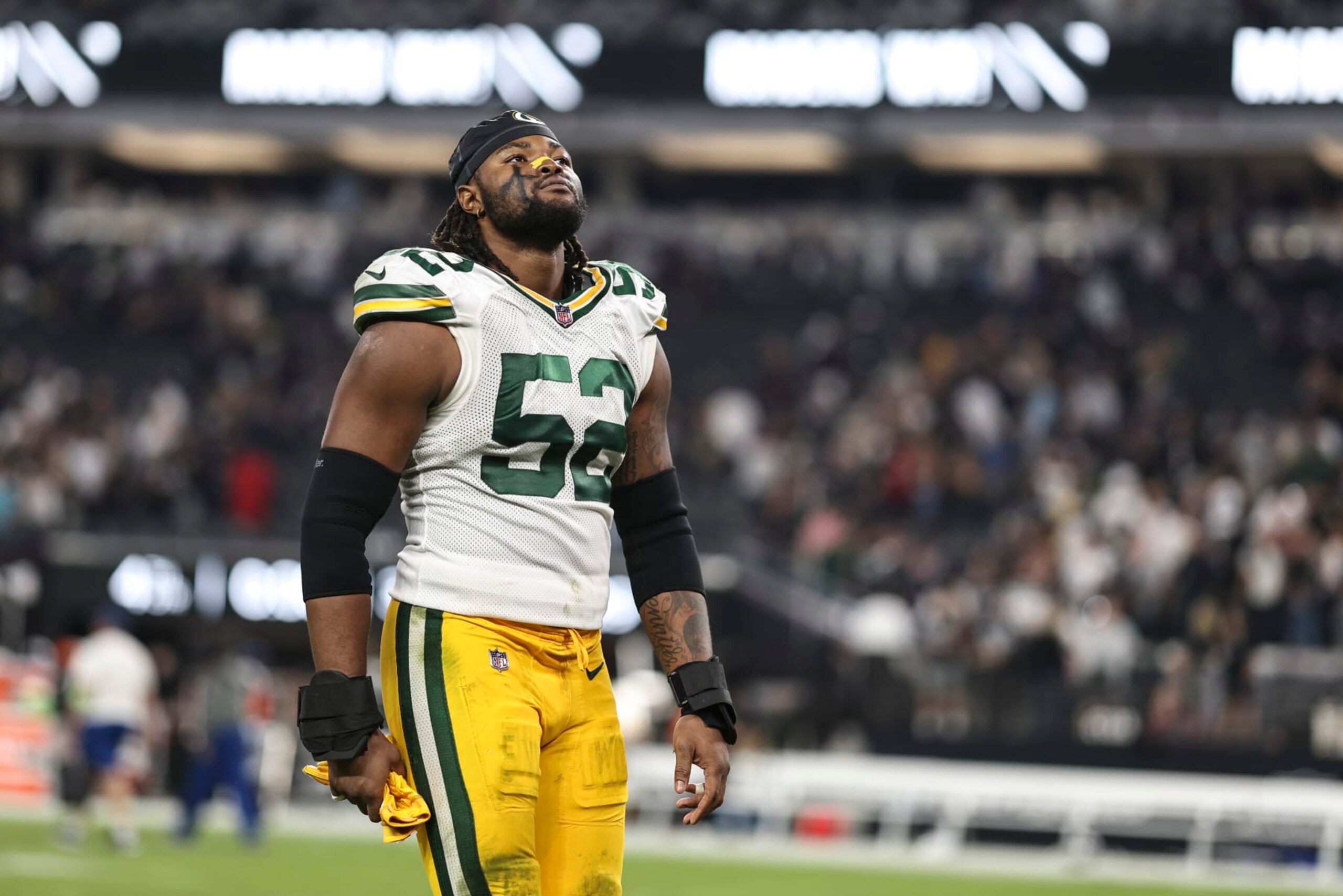 Packers edge Rashan Gary