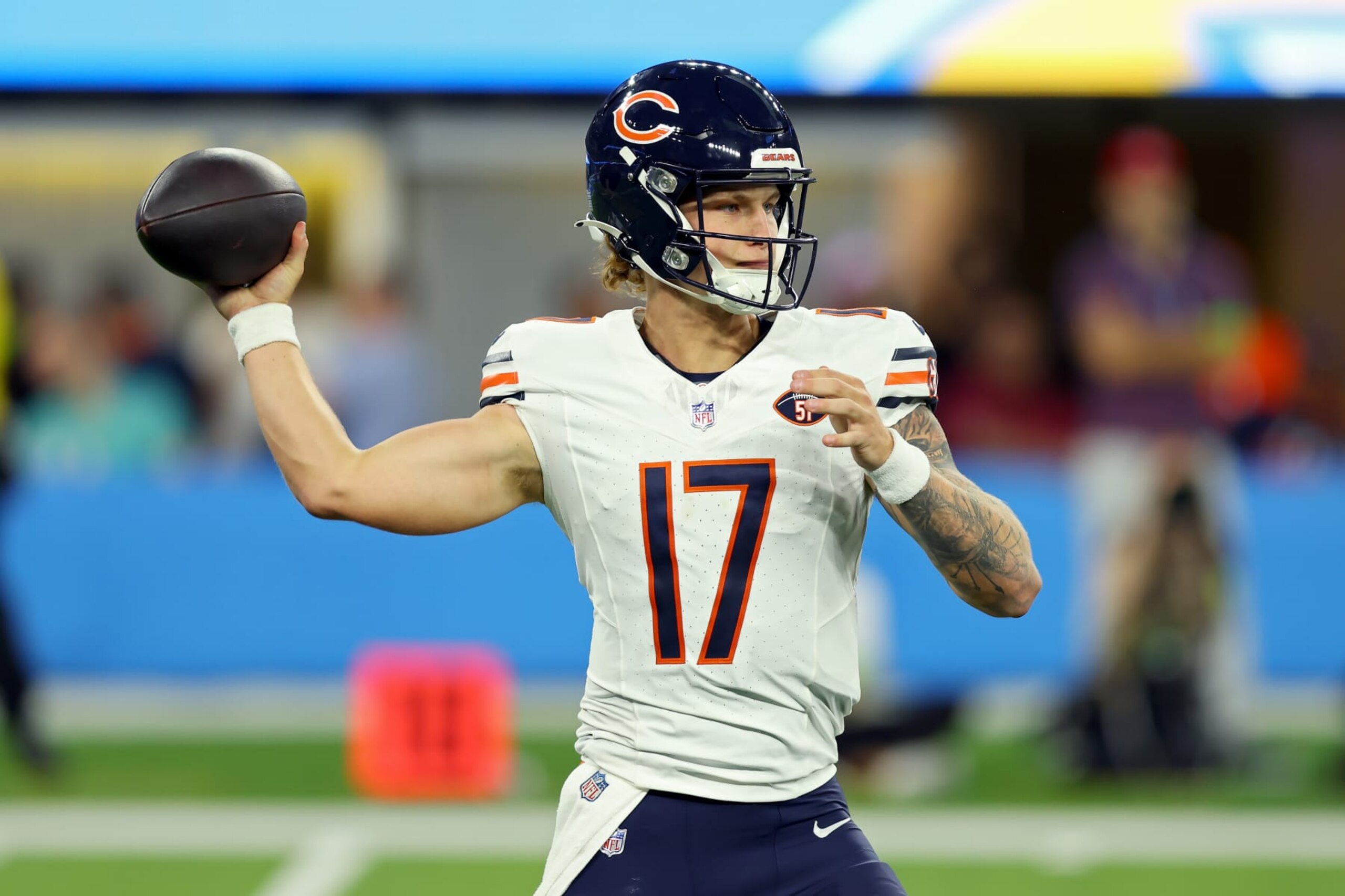 INGLEWOOD, CALIFORNIA - OCTOBER 29: Tyson Bagent #17 of the Chicago Bears throws a pass in the fourth quarter against the Los Angeles Chargers at SoFi Stadium on October 29, 2023 in Inglewood, California. (Photo by Joe Scarnici/Getty Images)