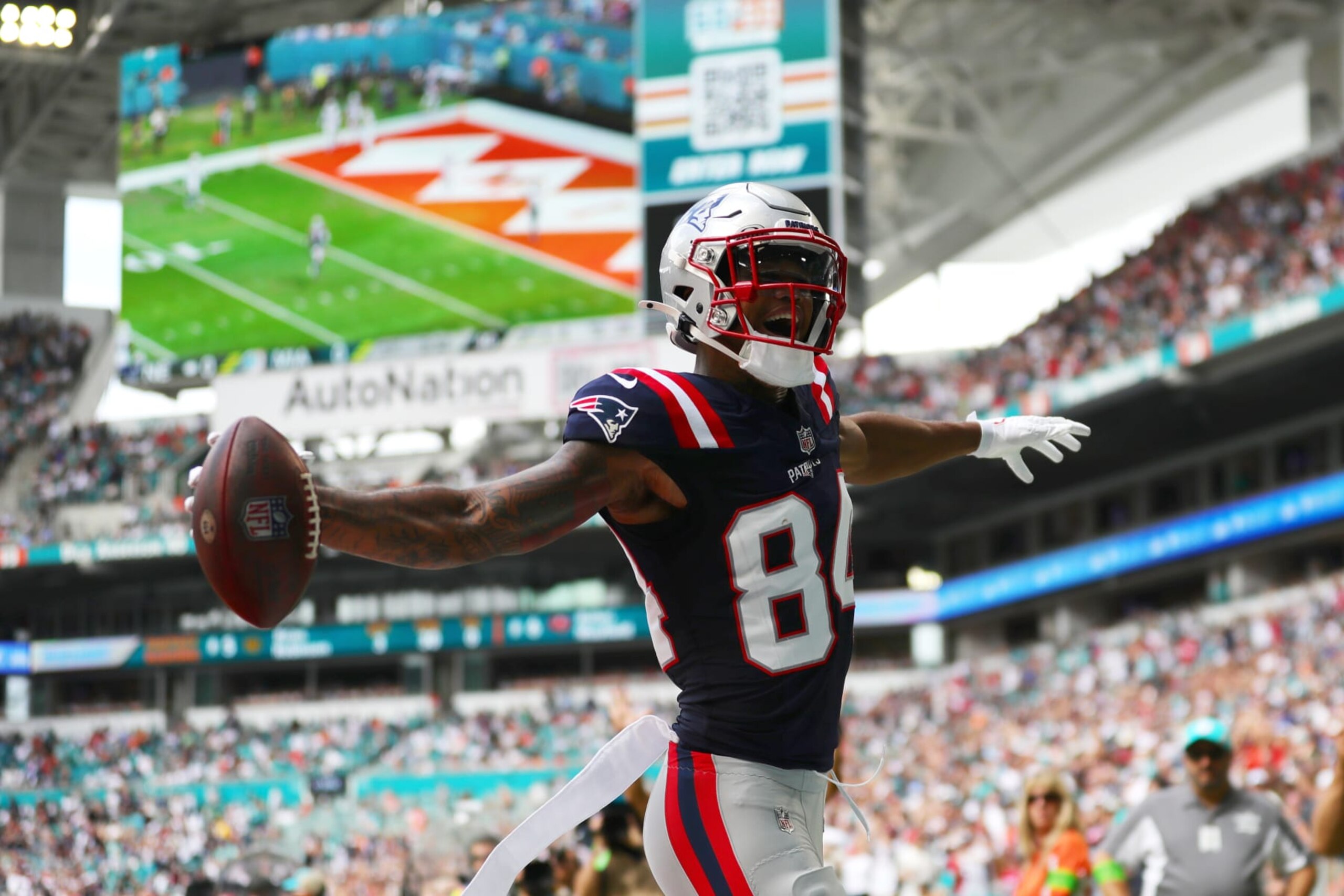 MIAMI GARDENS, FLORIDA - OCTOBER 29: Kendrick Bourne #84 of the New England Patriots celebrates a receiving touchdown during the first quarter against the Miami Dolphins at Hard Rock Stadium on October 29, 2023 in Miami Gardens, Florida. (Photo by Megan Briggs/Getty Images)