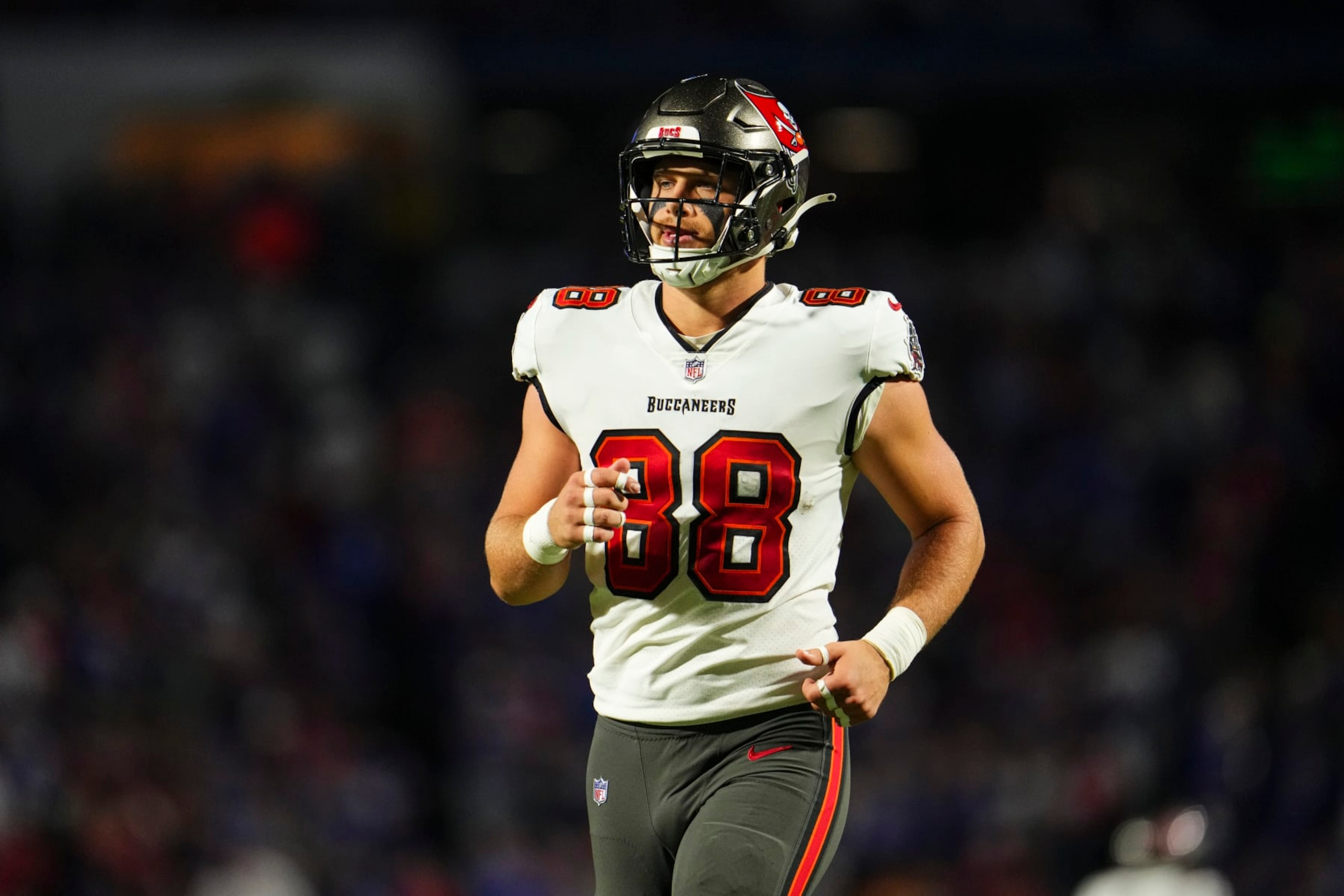 Buccaneers TE Cade Otton