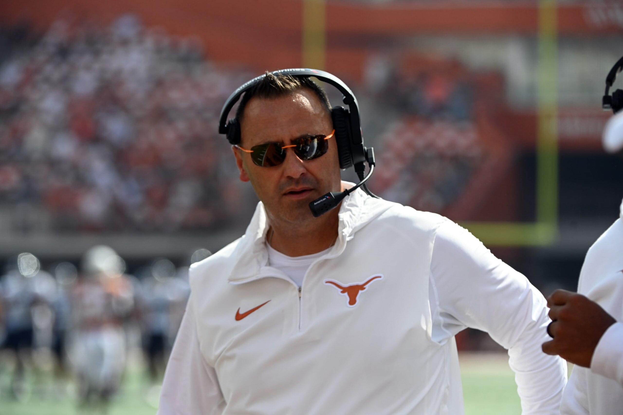 AUSTIN, TX - OCTOBER 28: Texas Longhorns head coach Steve Sarkisian during the college football game between the Brigham Young Cougars and the Texas Longhorns on October 28, 2023, at Darrell K Royal-Texas Memorial Stadium in Austin, TX. (Photo by John Rivera/Icon Sportswire via Getty Images) AUSTIN, TX - OCTOBER 28: Texas Longhorns head coach Steve Sarkisian during the college football game between the Brigham Young Cougars and the Texas Longhorns on October 28, 2023, at Darrell K Royal-Texas Memorial Stadium in Austin, TX. (Photo by John Rivera/Icon Sportswire via Getty Images)
