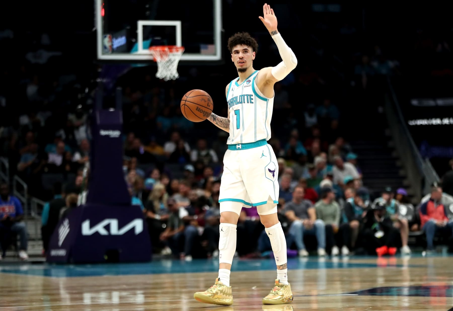 CHARLOTTE, NORTH CAROLINA - OCTOBER 30: LaMelo Ball #1 of the Charlotte Hornets signals for a play during the first half  against the Brooklyn Nets at Spectrum Center on October 30, 2023 in Charlotte, North Carolina. NOTE TO USER: User expressly acknowledges and agrees that, by downloading and or using this photograph, User is consenting to the terms and conditions of the Getty Images License Agreement. (Photo by David Jensen/Getty Images)