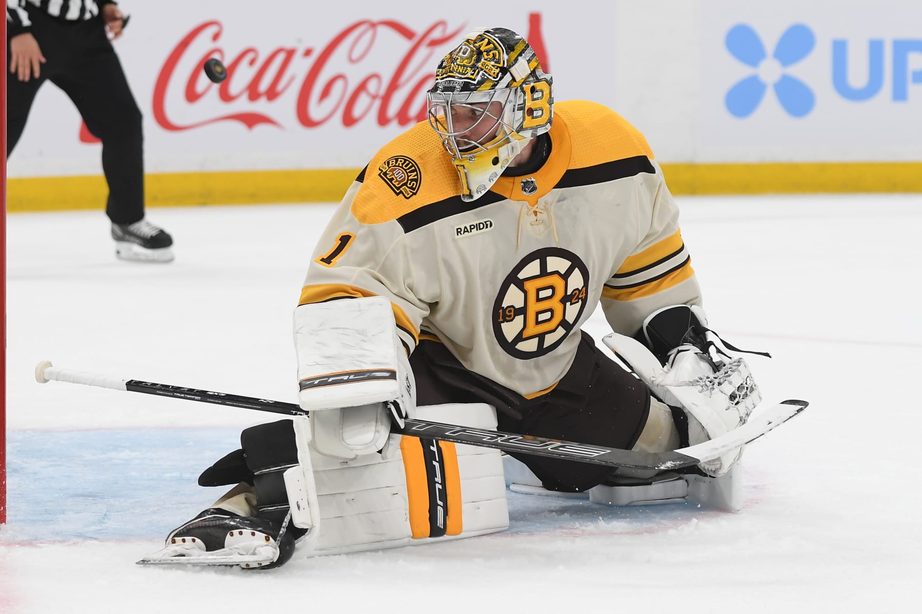 BOSTON, MASSACHUSETTS - OCTOBER 28: Jeremy Swayman #1 of the Boston Bruins watches the puck against the Detroit Red Wings on October 28, 2023 at the TD Garden in Boston, Massachusetts. (Photo by Steve Babineau/NHLI via Getty Images)