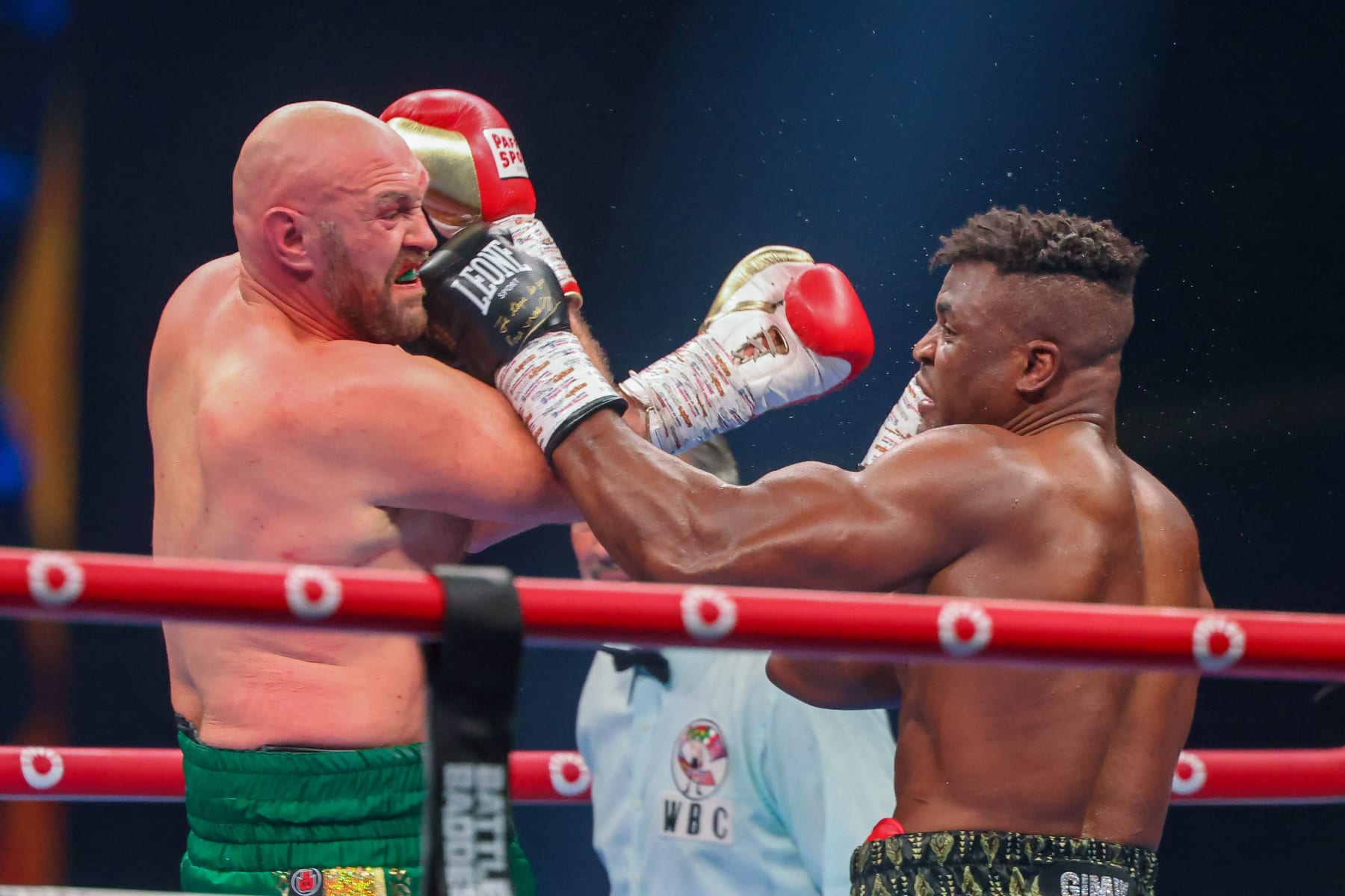 Britain's Tyson Fury fights against Cameroonian-French Francis Ngannou during their heavyweight boxing match in Riyadh early on October 29, 2023. (Photo by Fayez NURELDINE / AFP) (Photo by FAYEZ NURELDINE/AFP via Getty Images)