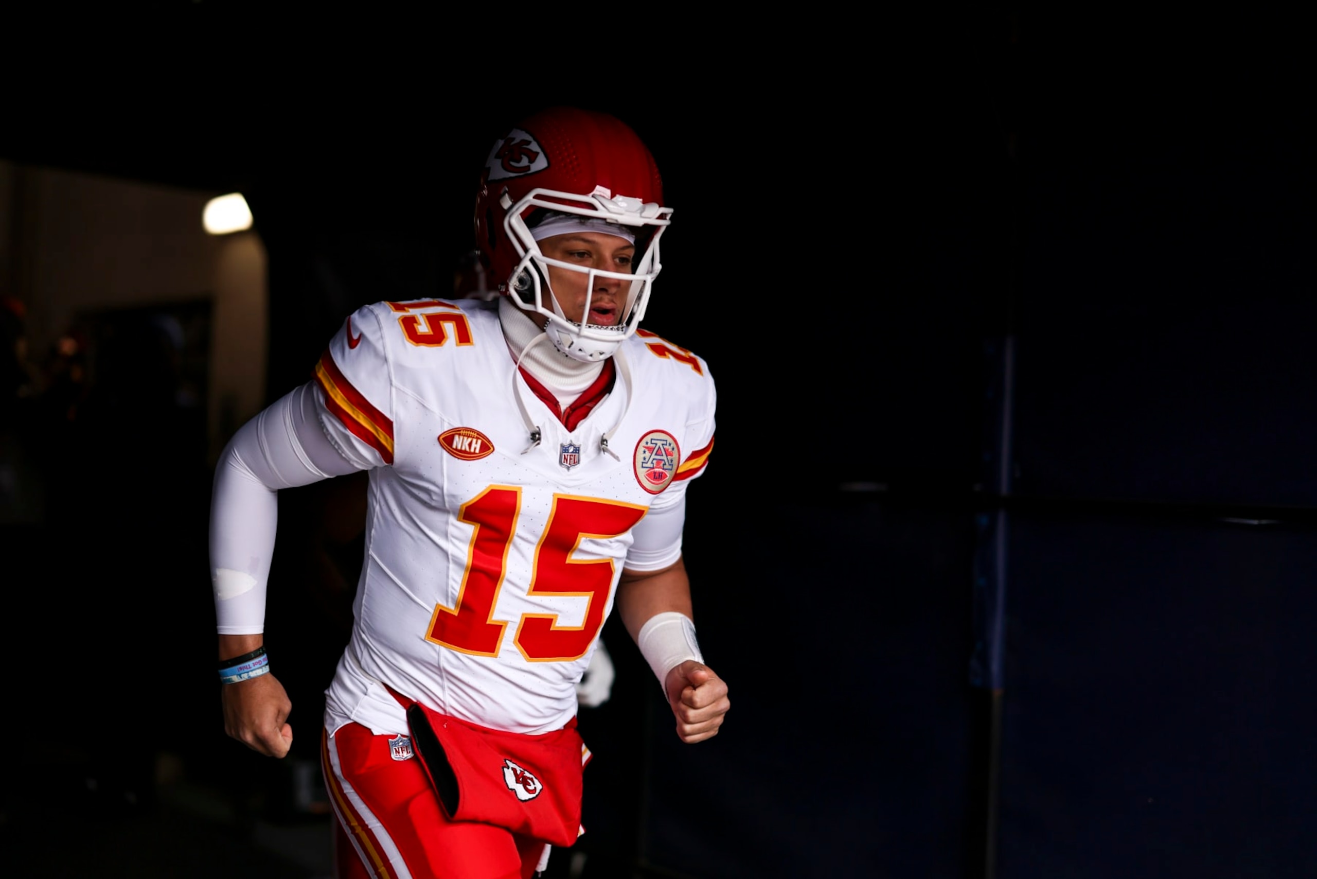 DENVER, COLORADO - OCTOBER 29: Patrick Mahomes #15 of the Kansas City Chiefs takes the field prior to an NFL football game between the Denver Broncos and the Kansas City Chiefs at Empower Field At Mile High on October 29, 2023 in Denver, Colorado. (Photo by Michael Owens/Getty Images)