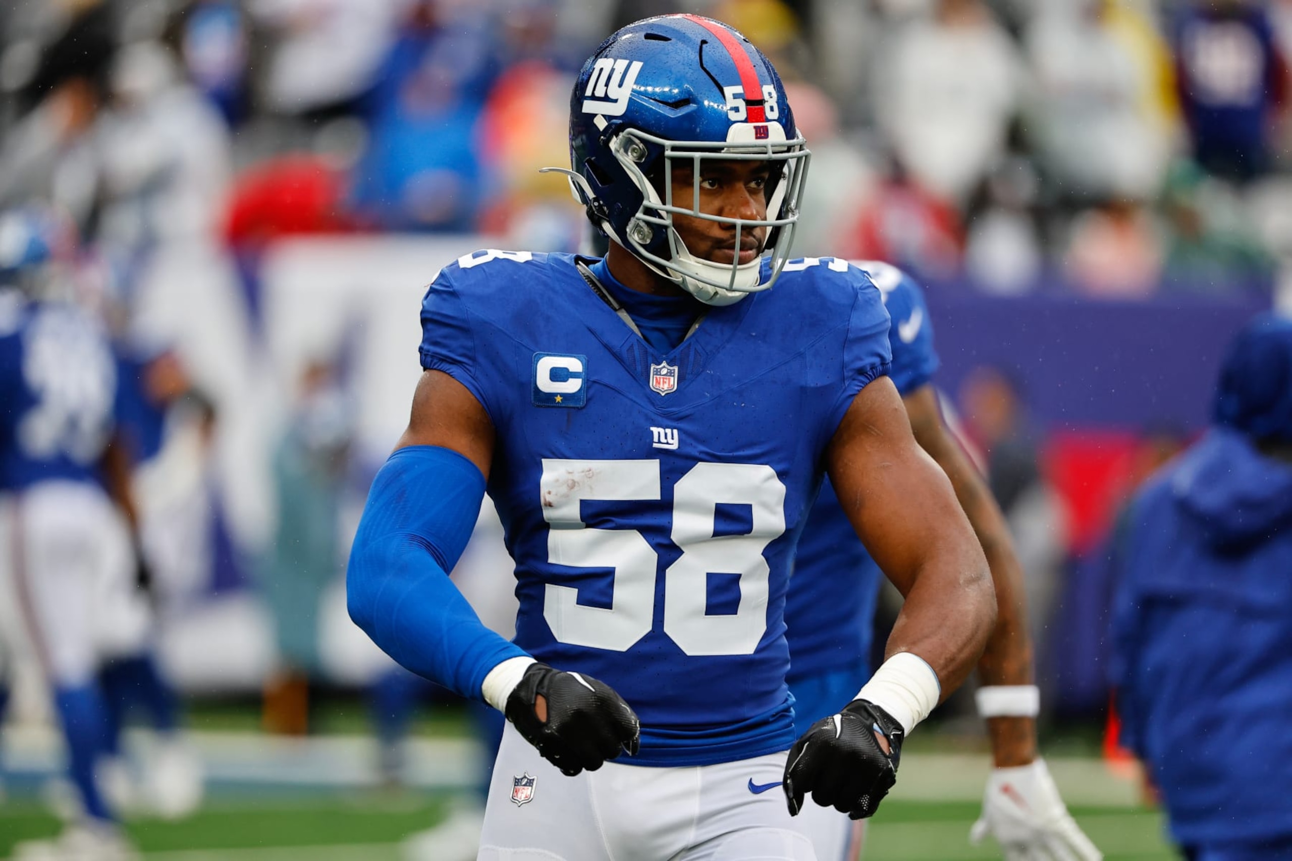 EAST RUTHERFORD, NJ - OCTOBER 29: Bobby Okereke (58) of the New York Giants prior to the game against the New York Jets on October 29, 2023 at MetLife Stadium in East Rutherford, New Jersey. (Photo by Rich Graessle/Icon Sportswire via Getty Images) EAST RUTHERFORD, NJ - OCTOBER 29: Bobby Okereke (58) of the New York Giants prior to the game against the New York Jets on October 29, 2023 at MetLife Stadium in East Rutherford, New Jersey. (Photo by Rich Graessle/Icon Sportswire via Getty Images)