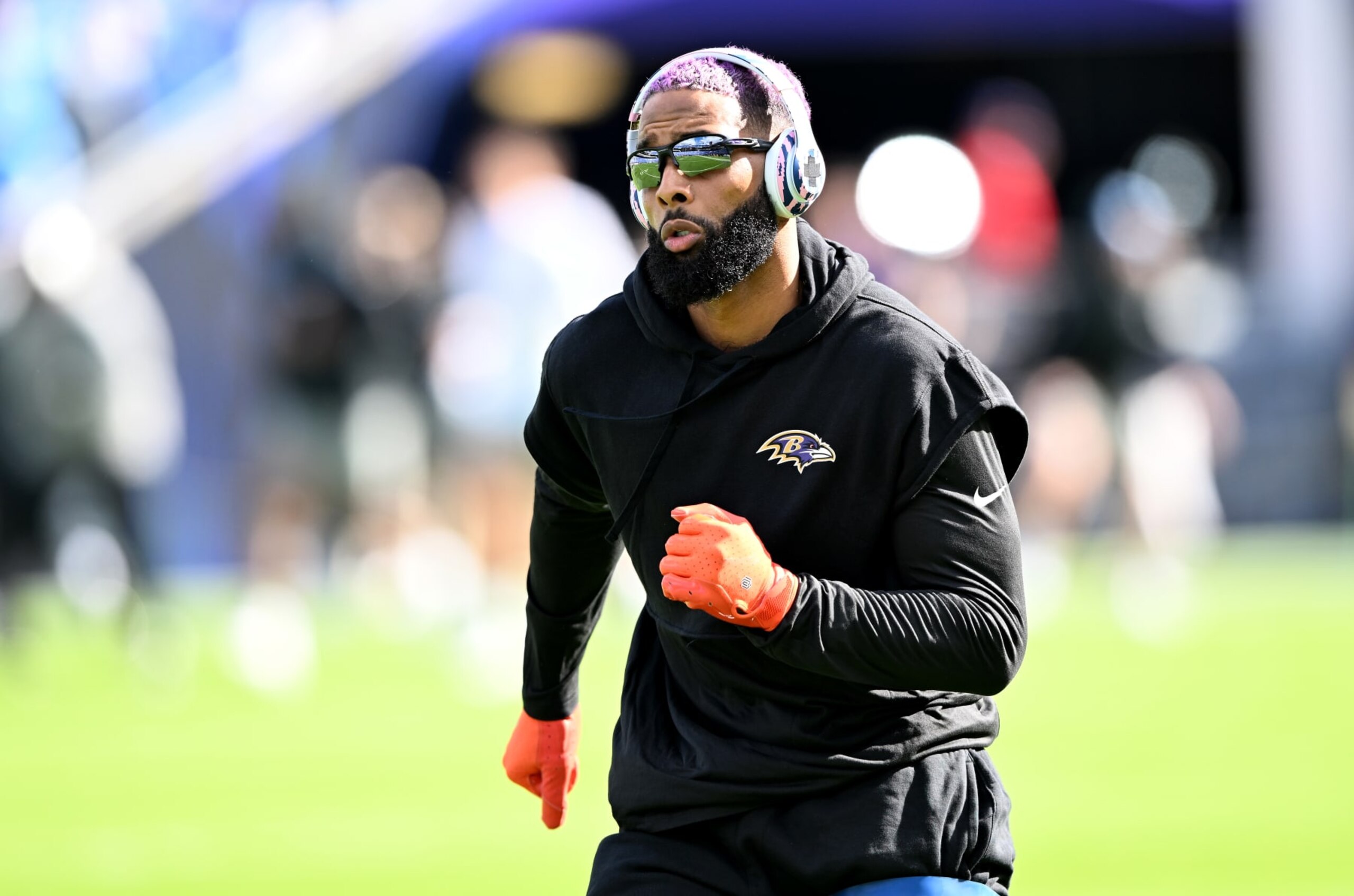 BALTIMORE, MARYLAND - OCTOBER 22: Odell Beckham Jr. #3 of the Baltimore Ravens warms up before the game against the Detroit Lions at M&T Bank Stadium on October 22, 2023 in Baltimore, Maryland. (Photo by G Fiume/Getty Images)