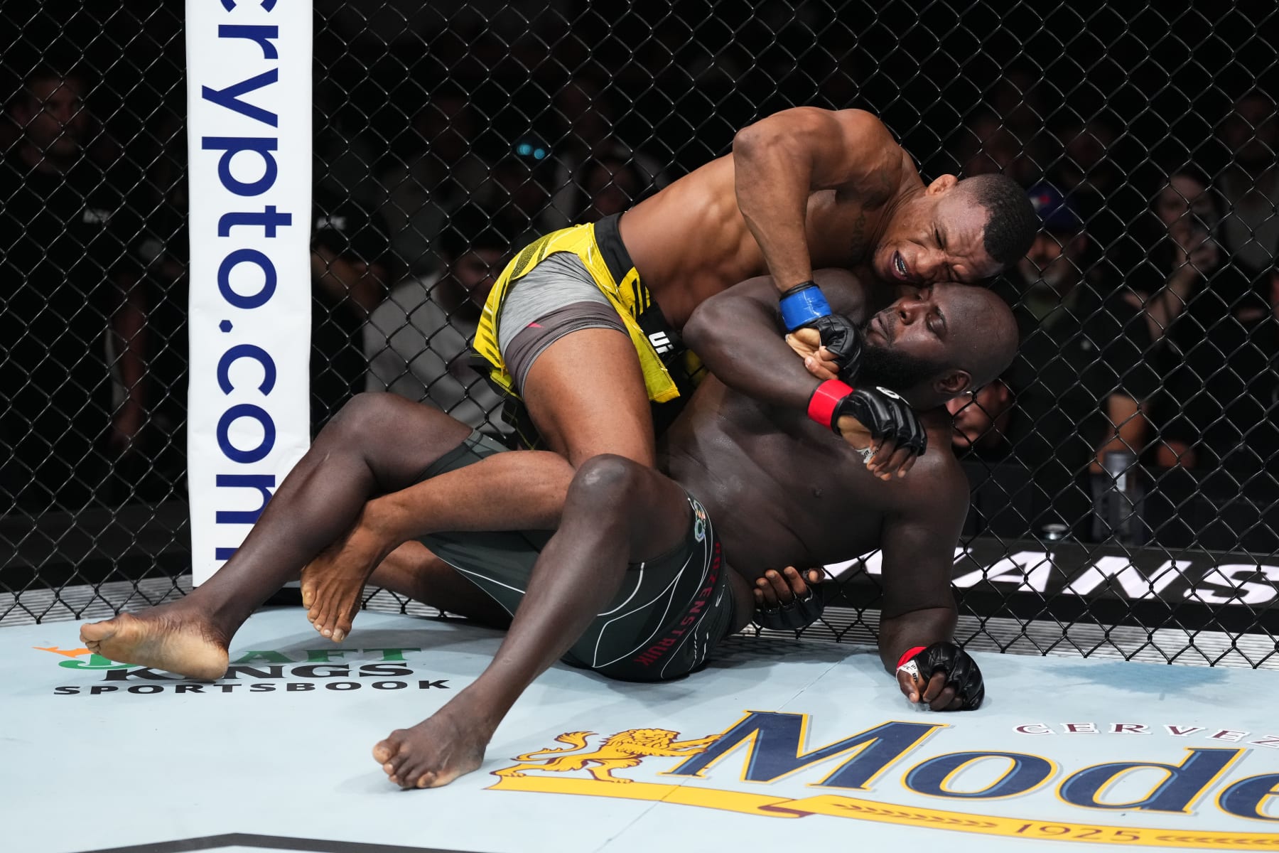 Jailton Almeida defeats Jairzinho Rozenstruik Jailton Almeida defeats Jairzinho Rozenstruik