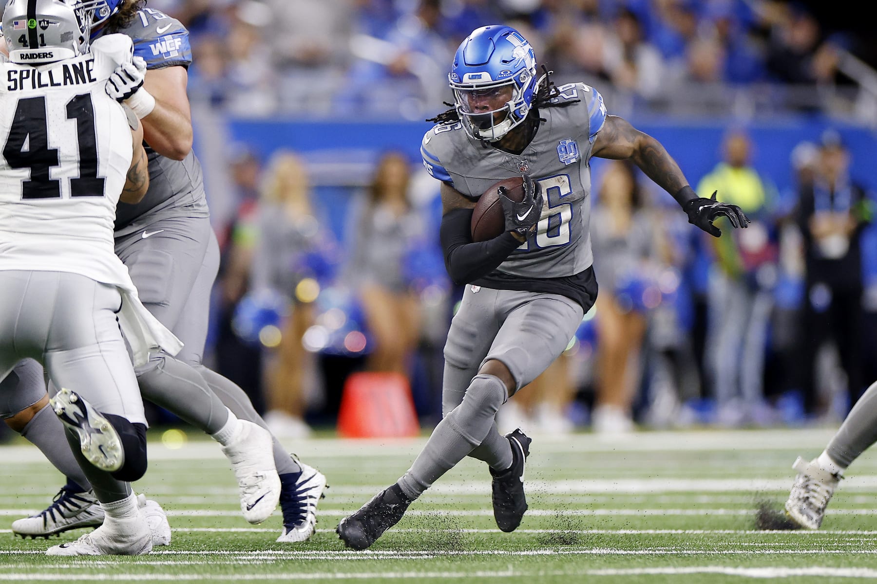 DETROIT, MICHIGAN - OCTOBER 30: Jahmyr Gibbs #26 of the Detroit Lions runs the ball up the field in the first half of a game against the Las Vegas Raiders at Ford Field on October 30, 2023 in Detroit, Michigan. (Photo by Mike Mulholland/Getty Images)