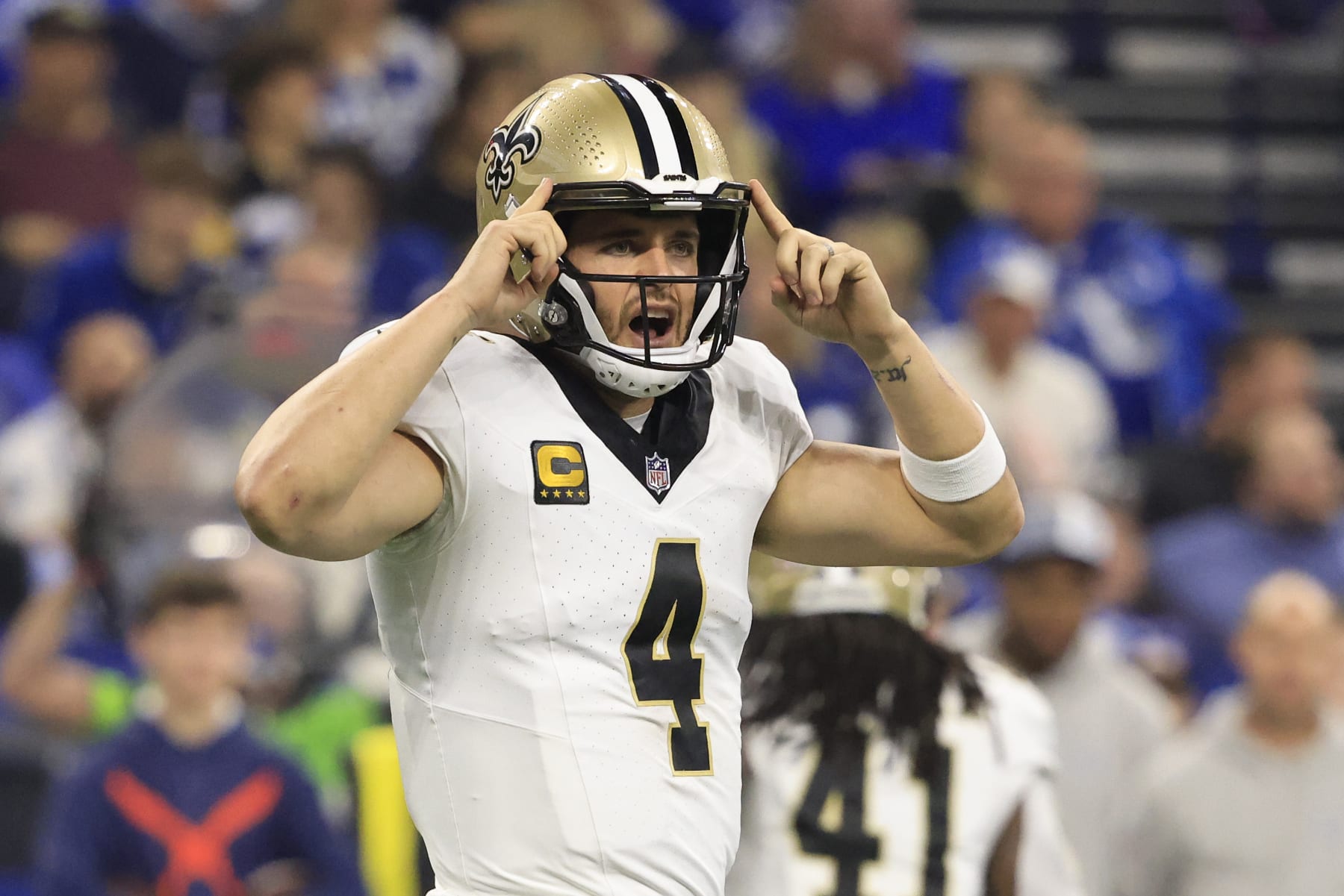 Saints QB Derek Carr