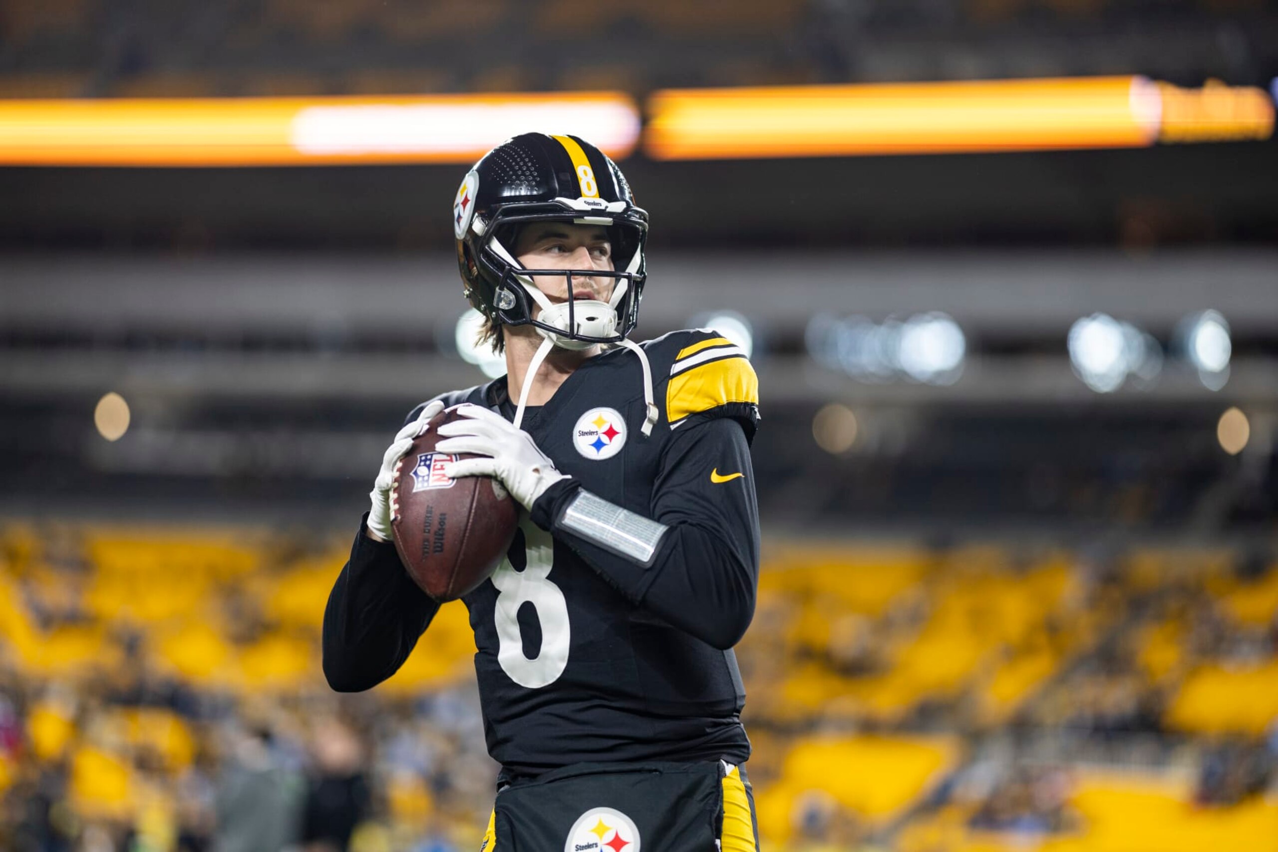 PITTSBURGH, PENNSYLVANIA - NOVEMBER 02: Kenny Pickett #8 of the Pittsburgh Steelers throws a pass as he warms up prior to an NFL football game between the Pittsburgh Steelers and the Tennessee Titans at Acrisure Stadium on November 02, 2023 in Pittsburgh, Pennsylvania. (Photo by Michael Owens/Getty Images)
