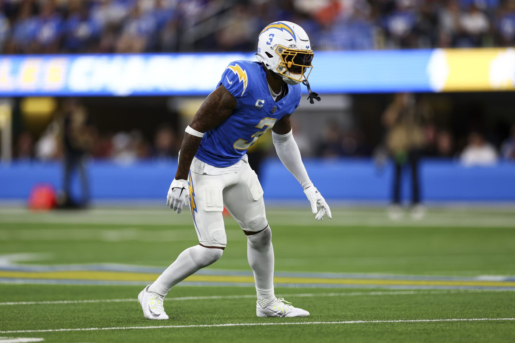 INGLEWOOD, CA - OCTOBER 29: Derwin James Jr. #3 of the Los Angeles Chargers defends in pass coverage during an NFL football game against the Chicago Bears at SoFi Stadium on October 29, 2023 in Inglewood, California. (Photo by Kevin Sabitus/Getty Images)