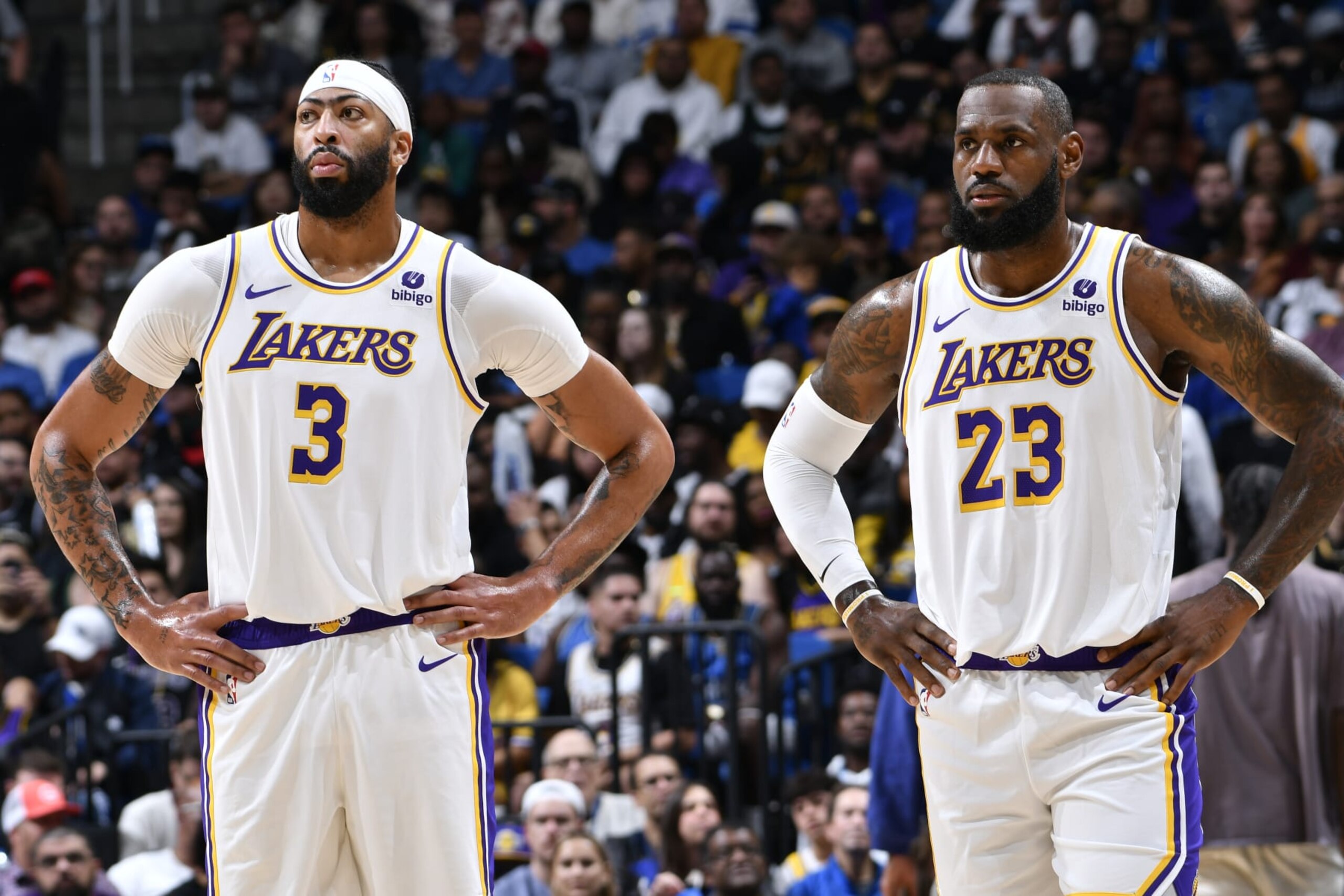 ORLANDO, FL - NOVEMBER 4: Anthony Davis #3 and LeBron James #23 of the Los Angeles Lakers looks on during the game against the Orlando Magic on November 4, 2023 at Amway Center in Orlando, Florida. NOTE TO USER: User expressly acknowledges and agrees that, by downloading and or using this photograph, User is consenting to the terms and conditions of the Getty Images License Agreement. Mandatory Copyright Notice: Copyright 2023 NBAE (Photo by Fernando Medina/NBAE via Getty Images)