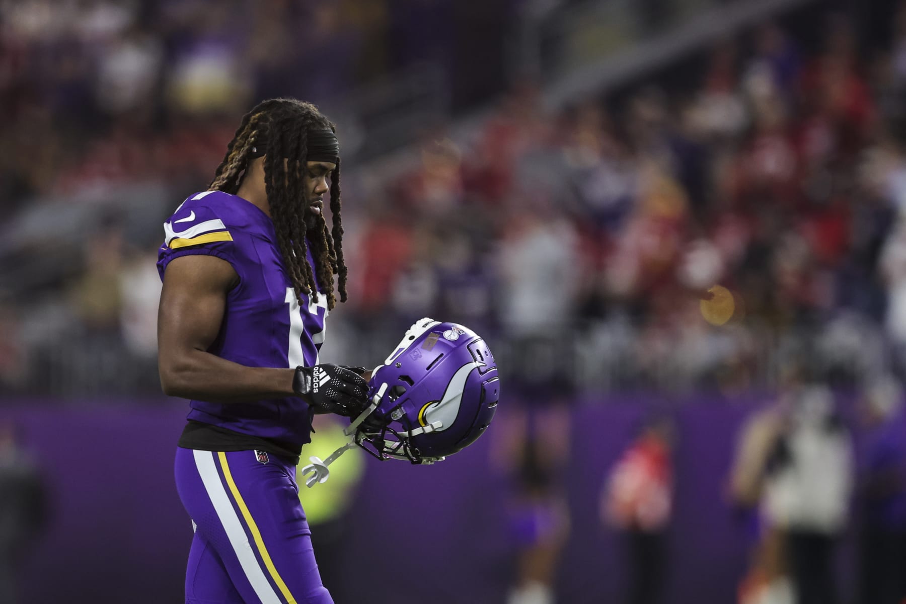 MINNEAPOLIS, MINNESOTA - OCTOBER 23: K.J. Osborn #17 of the Minnesota Vikings looks on with his helmet off during an NFL football game between the Minnesota Vikings and the San Francisco 49ers at U.S. Bank Stadium on October 23, 2023 in Minneapolis, Minnesota. (Photo by Michael Owens/Getty Images)