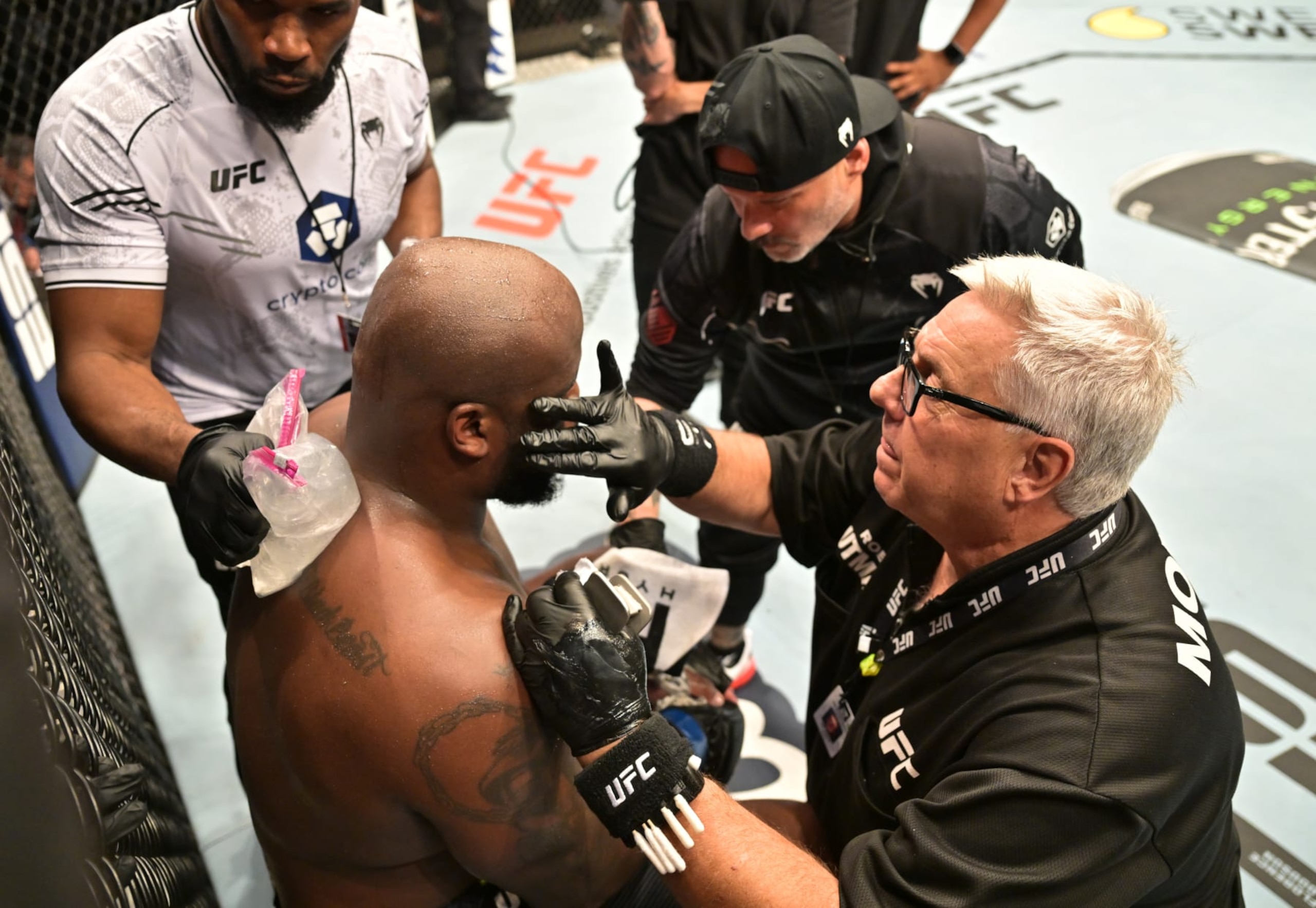 SAO PAULO, BRAZIL - NOVEMBER 04: Derrick Lewis is seen in his corner during a heavyweight fight against Jailton Almeida of Brazil during the UFC Fight Night event at Ibirapuera Gymnasium on November 04, 2023 in Sao Paulo, Brazil. (Photo by Pedro Vilela/Zuffa LLC via Getty Images)
