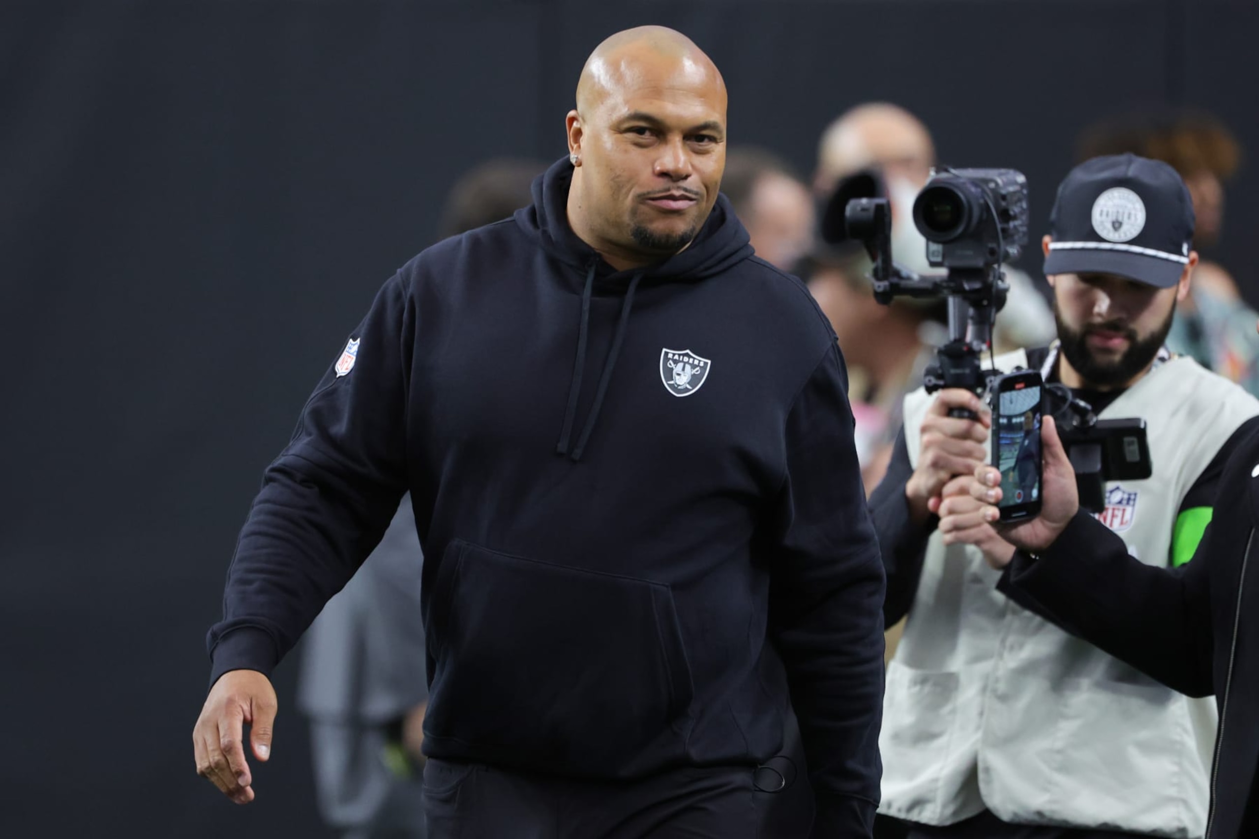 Raiders' interim head coach Antonio Pierce