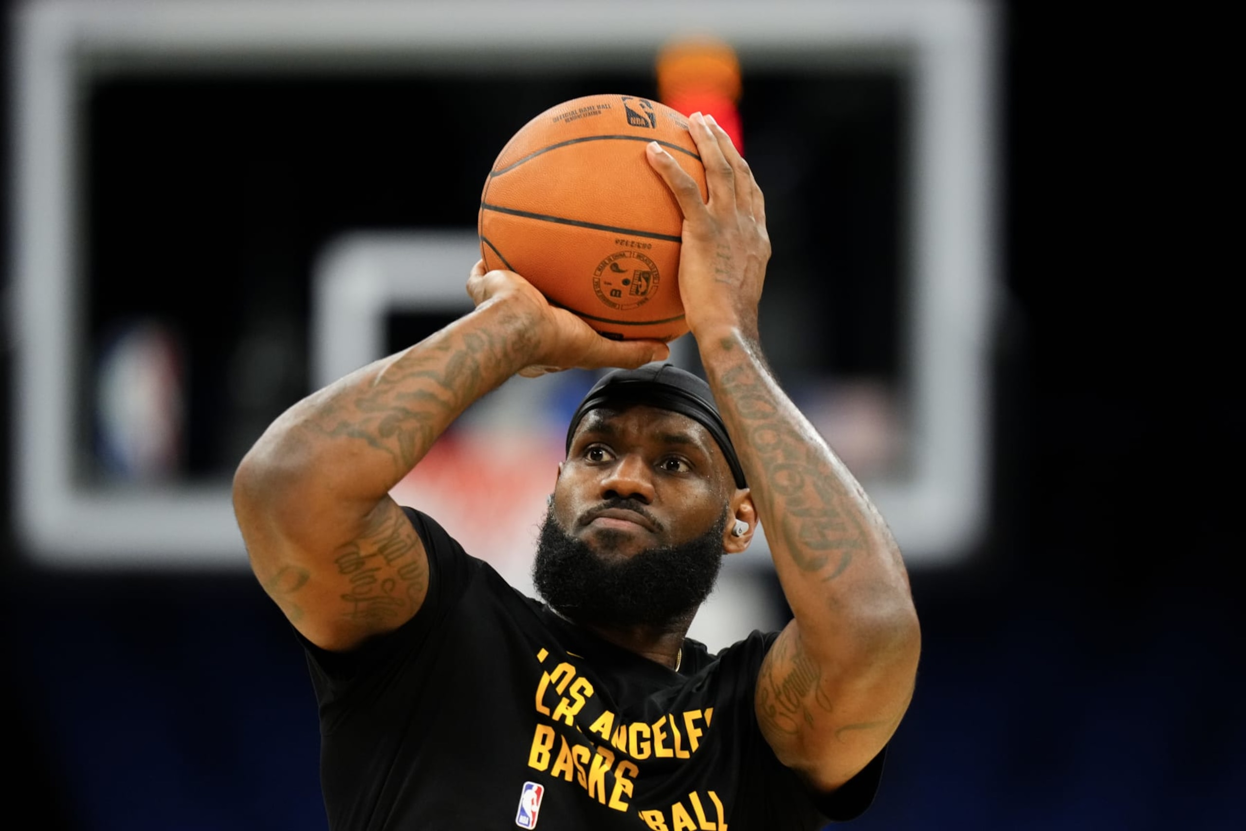 ORLANDO, FLORIDA - NOVEMBER 04: LeBron James #23 of the Los Angeles Lakers warms up prior to a game against the Orlando Magic at Amway Center on November 04, 2023 in Orlando, Florida. NOTE TO USER: User expressly acknowledges and agrees that, by downloading and or using this photograph, User is consenting to the terms and conditions of the Getty Images License Agreement. (Photo by Rich Storry/Getty Images)