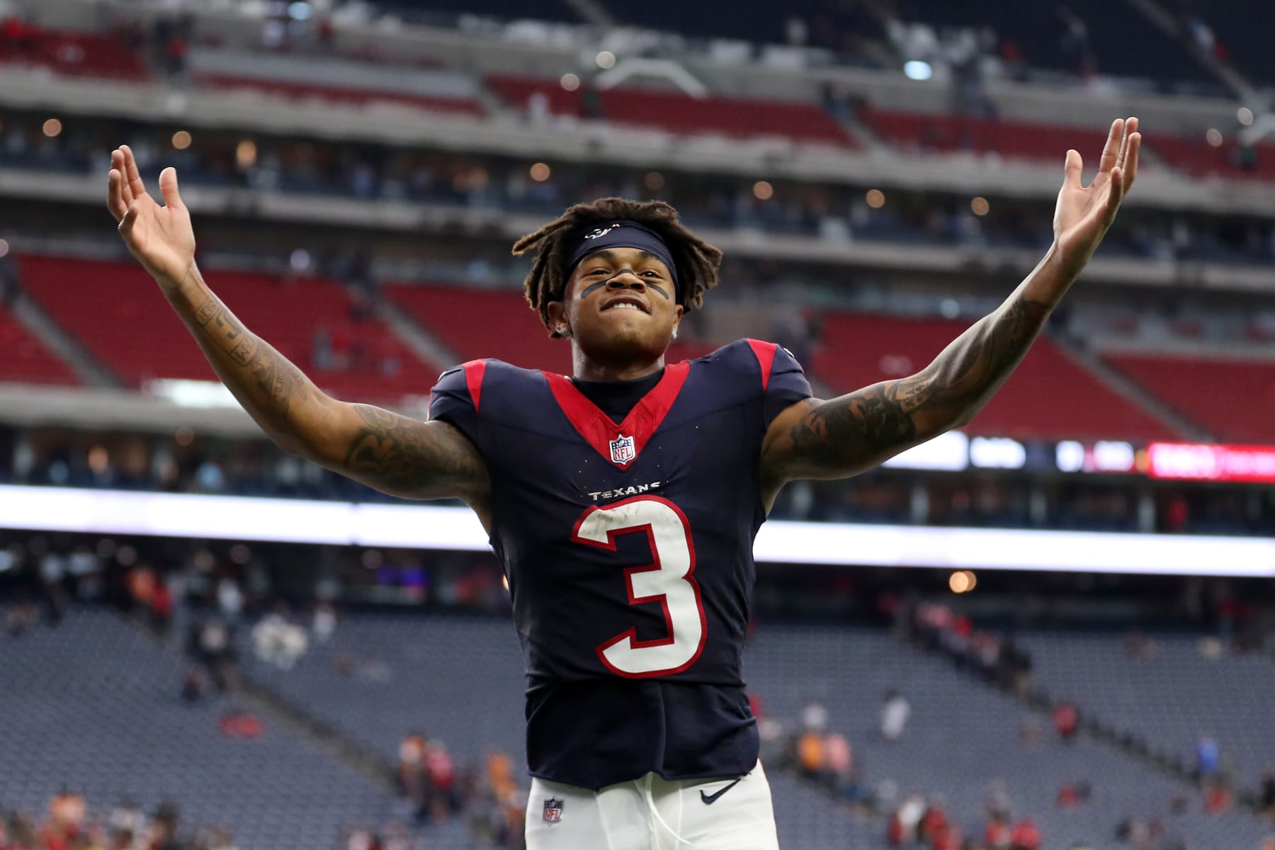 HOUSTON, TEXAS - NOVEMBER 05: Tank Dell #3 of the Houston Texans celebrates after the Texans defeated the Tampa Bay Buccaneers, 39-37, at NRG Stadium on November 05, 2023 in Houston, Texas. (Photo by Tim Warner/Getty Images)