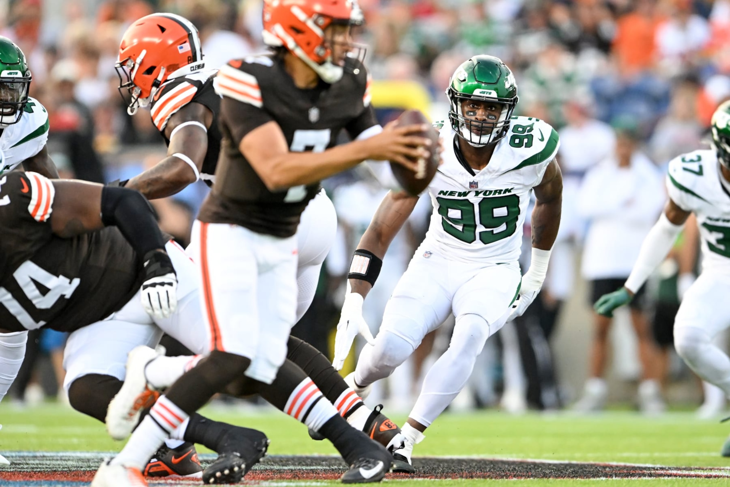 CANTON, OHIO - AUGUST 03: Will McDonald IV #99 of the New York Jets rushes the line of scrimmage during the first half of the 2023 Pro Hall of Fame Game against the Cleveland Browns at Tom Benson Hall Of Fame Stadium on August 03, 2023 in Canton, Ohio. (Photo by Nick Cammett/Diamond Images via Getty Images)