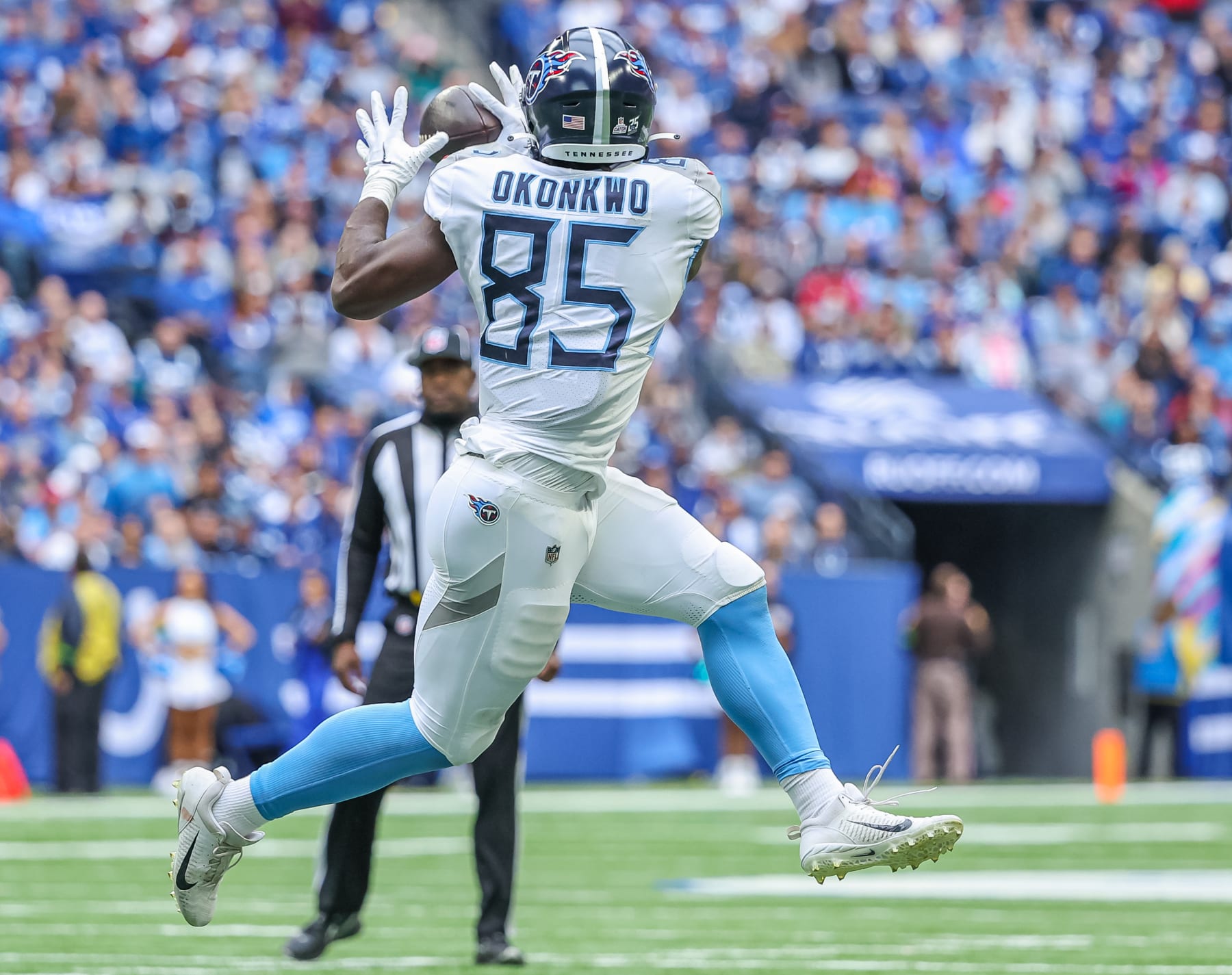 INDIANAPOLIS, INDIANA - OCTOBER 8: Chigoziem Okonkwo #85 of the Tennessee Titans catches the ball during the game against the Indianapolis Colts at Lucas Oil Stadium on October 8, 2023 in Indianapolis, Indiana. (Photo by Michael Hickey/Getty Images)