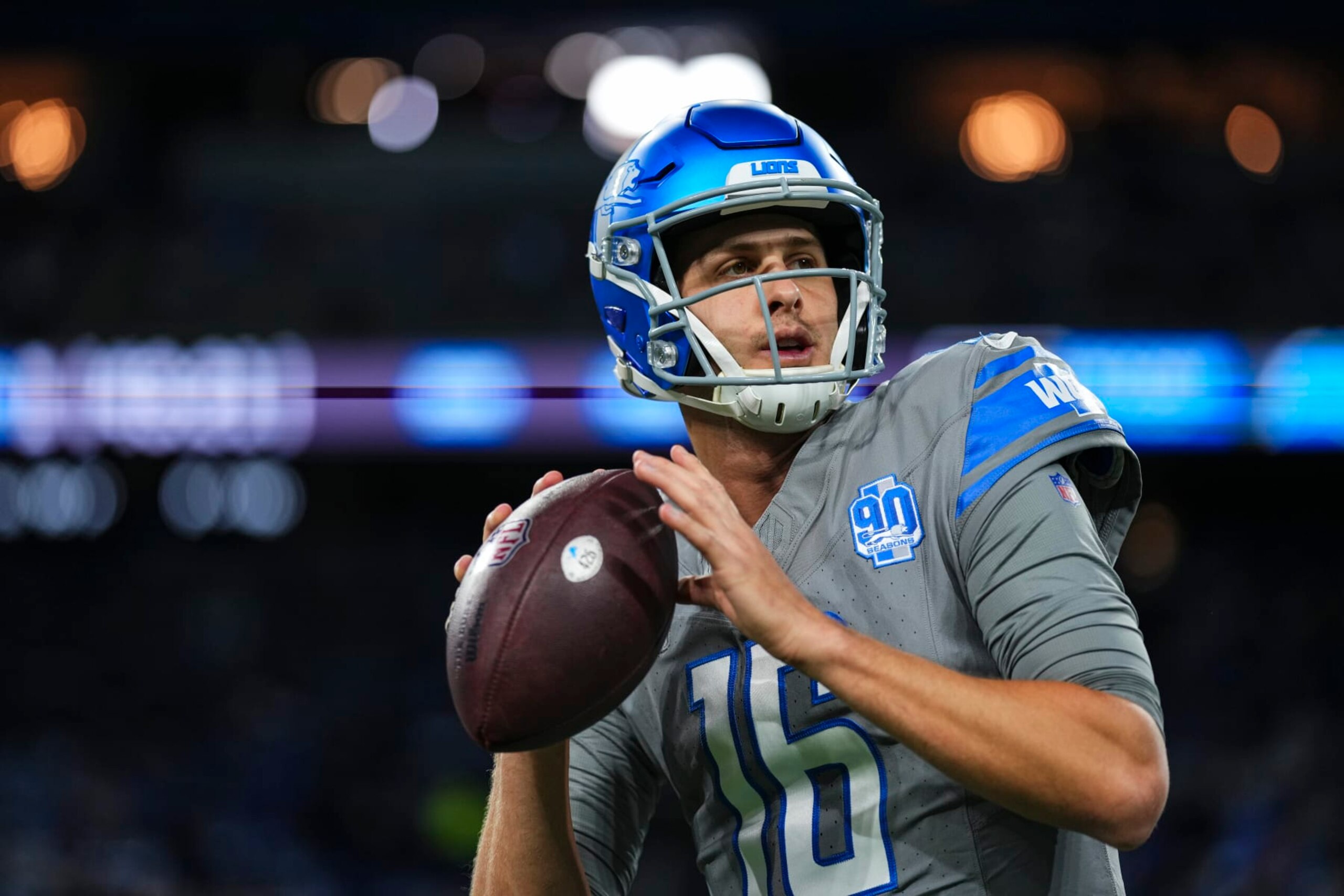 DETROIT, MI - OCTOBER 30: Jared Goff #16 of the Detroit Lions warms up prior to an NFL game against the Las Vegas Raiders at Ford Field on October 30, 2023 in Detroit, Michigan. (Photo by Cooper Neill/Getty Images) DETROIT, MI - OCTOBER 30: Jared Goff #16 of the Detroit Lions warms up prior to an NFL game against the Las Vegas Raiders at Ford Field on October 30, 2023 in Detroit, Michigan. (Photo by Cooper Neill/Getty Images)