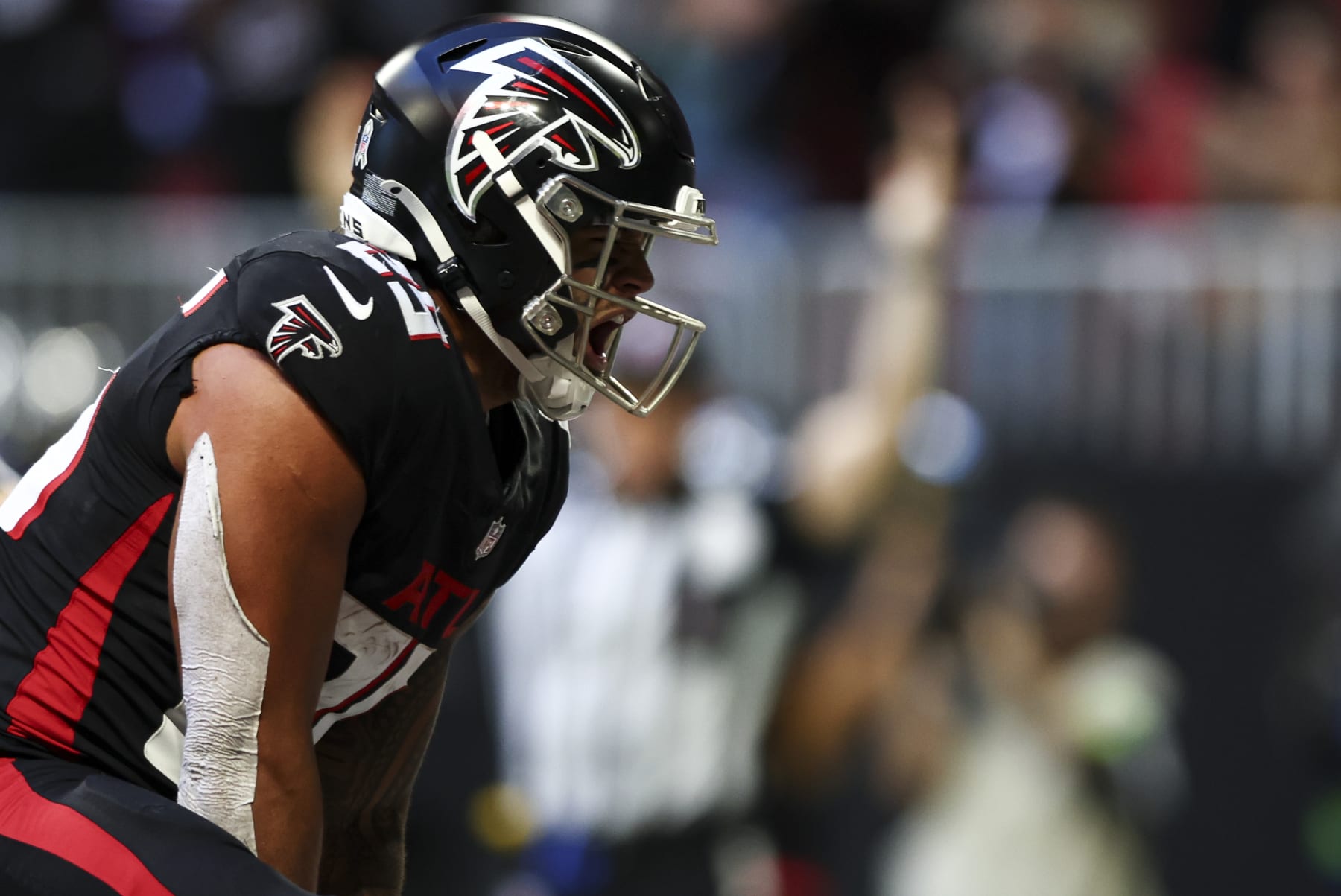 ATLANTA, GA - NOVEMBER 5: Tyler Allgeier #25 of the Atlanta Falcons celebrates after scoring a touchdown during the fourth quarter of an NFL football game against the Minnesota Vikings at Mercedes-Benz Stadium on November 5, 2023 in Atlanta, Georgia. (Photo by Kevin Sabitus/Getty Images)
