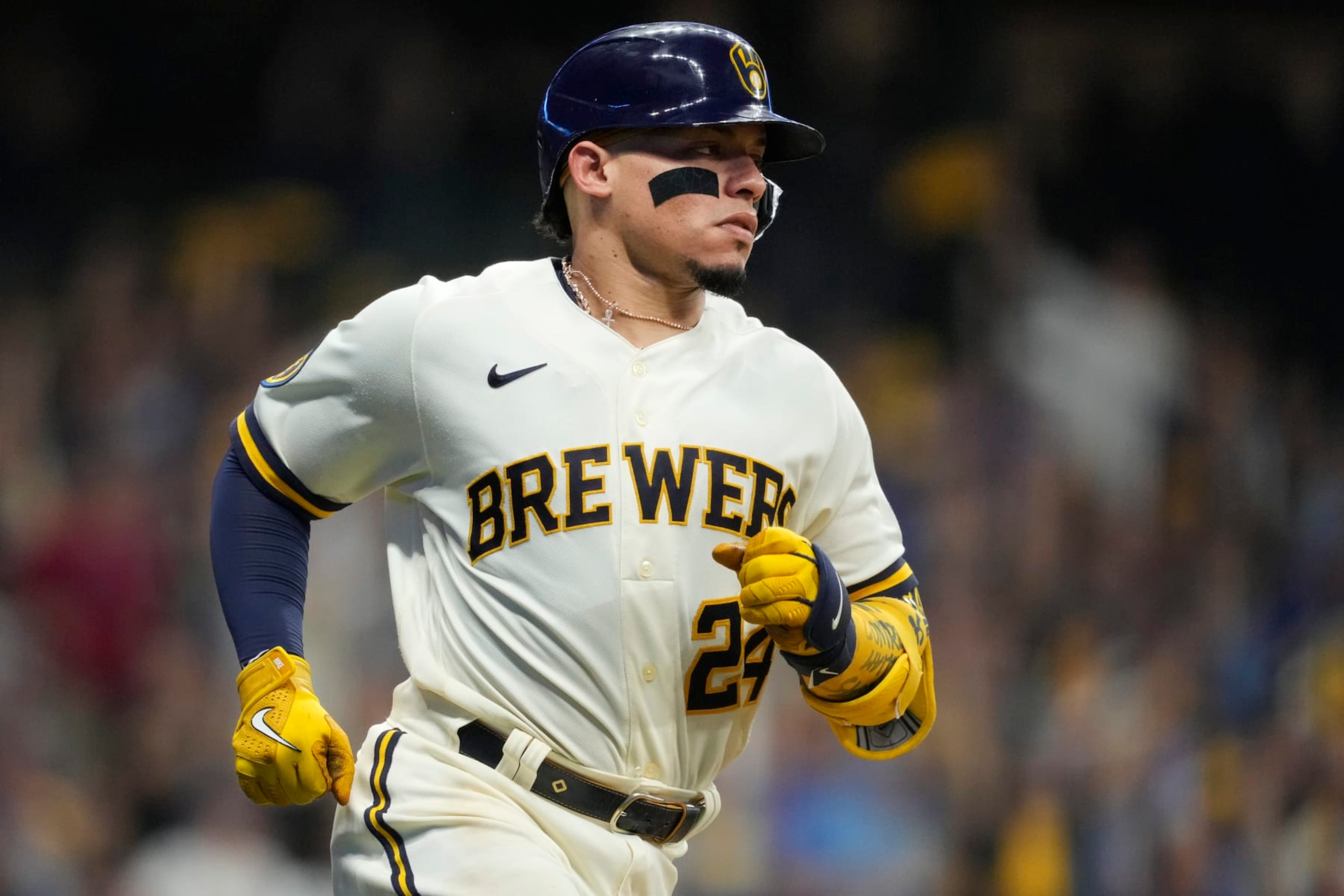 MILWAUKEE, WISCONSIN - OCTOBER 04: William Contreras #24 of the Milwaukee Brewers singles during the eighth inning against the Arizona Diamondbacks in Game Two of the Wild Card Series at American Family Field on October 04, 2023 in Milwaukee, Wisconsin. (Photo by Patrick McDermott/Getty Images)