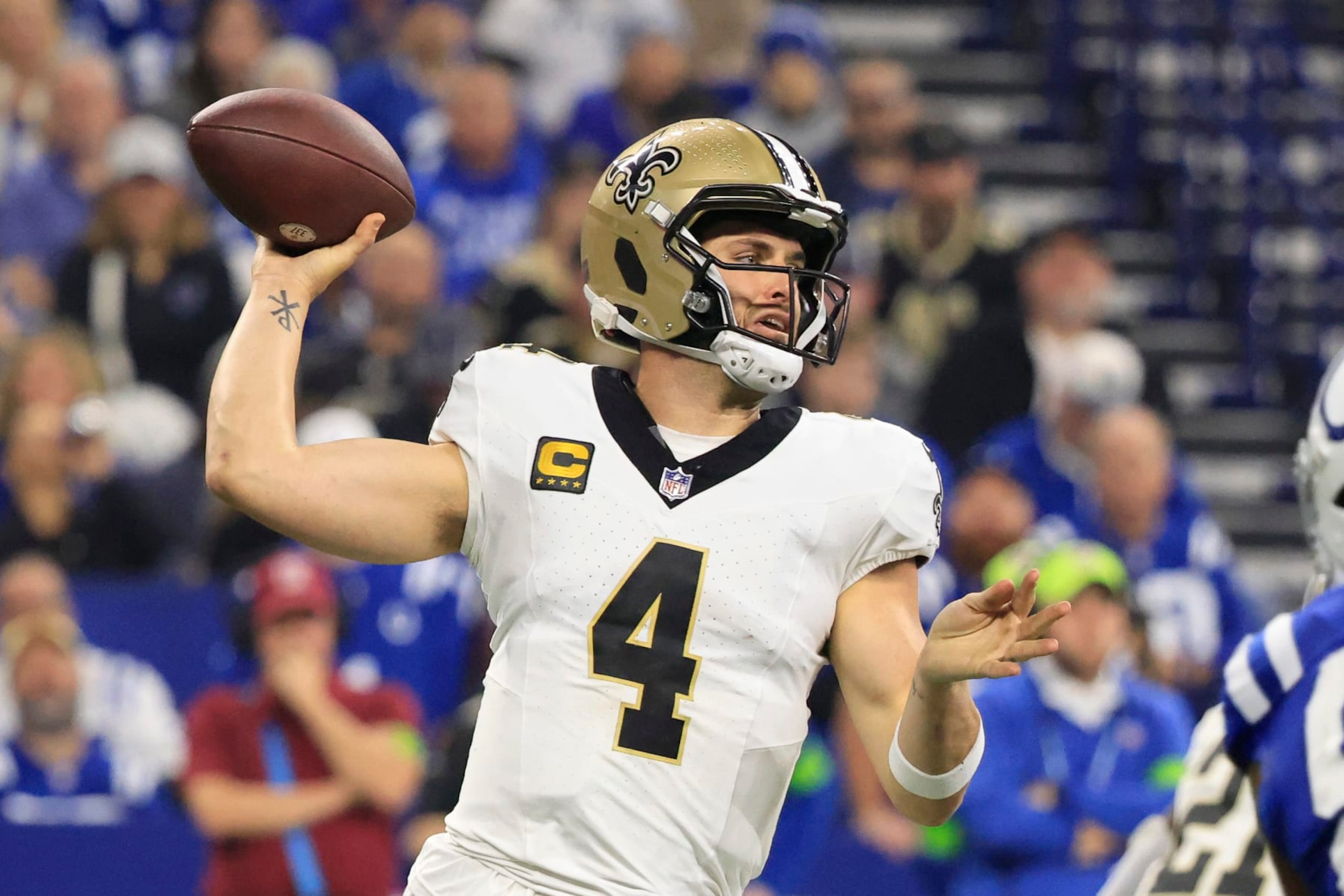 Saints QB Derek Carr