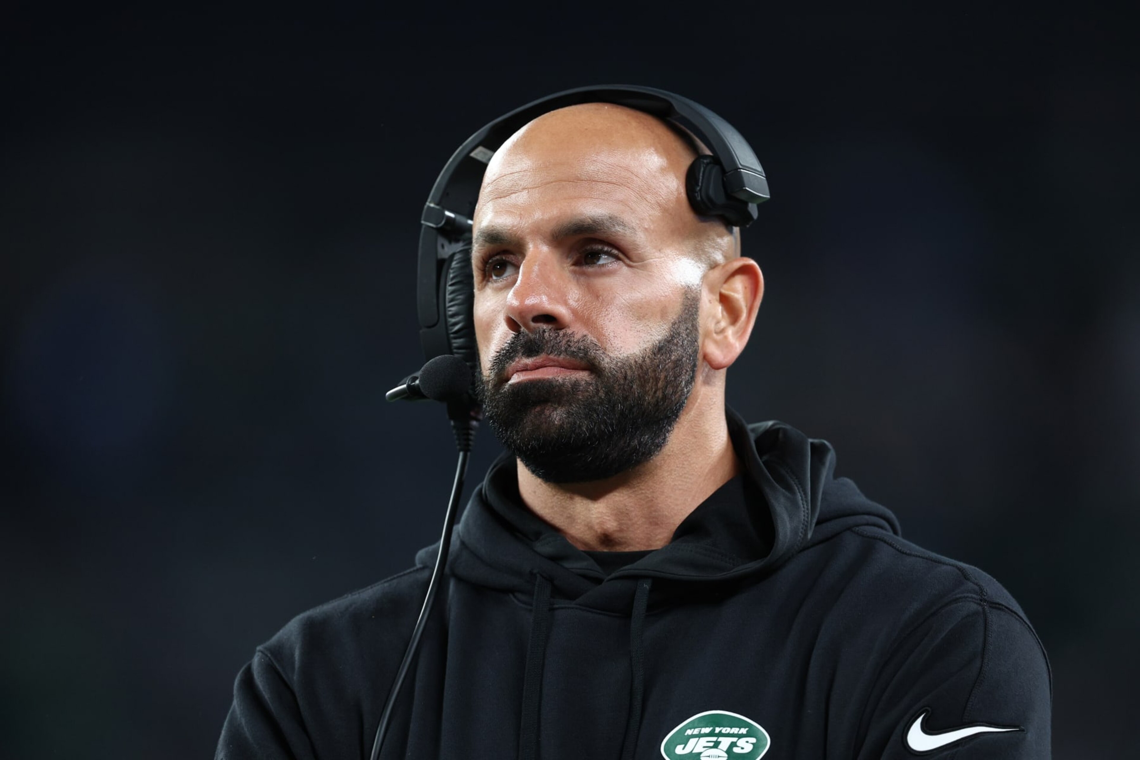 EAST RUTHERFORD, NEW JERSEY - NOVEMBER 06: Head coach Robert Saleh of the New York Jets reacts during the fourth quarter against the Los Angeles Chargers at MetLife Stadium on November 06, 2023 in East Rutherford, New Jersey. (Photo by Elsa/Getty Images) EAST RUTHERFORD, NEW JERSEY - NOVEMBER 06: Head coach Robert Saleh of the New York Jets reacts during the fourth quarter against the Los Angeles Chargers at MetLife Stadium on November 06, 2023 in East Rutherford, New Jersey. (Photo by Elsa/Getty Images)