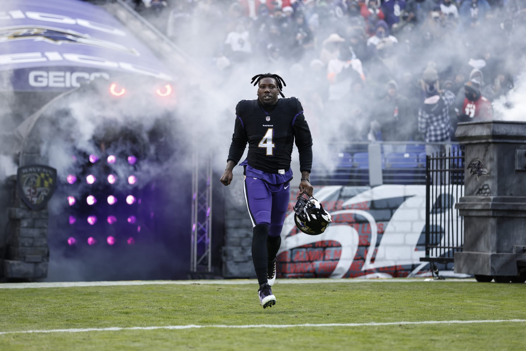 BALTIMORE, MARYLAND - DECEMBER 24: Jason Pierre-Paul #4 of the Baltimore Ravens takes the field prior to an NFL football game between the Baltimore Ravens and the Atlanta Falcons at M&T Bank Stadium on December 24, 2022 in Baltimore, Maryland. (Photo by Michael Owens/Getty Images)