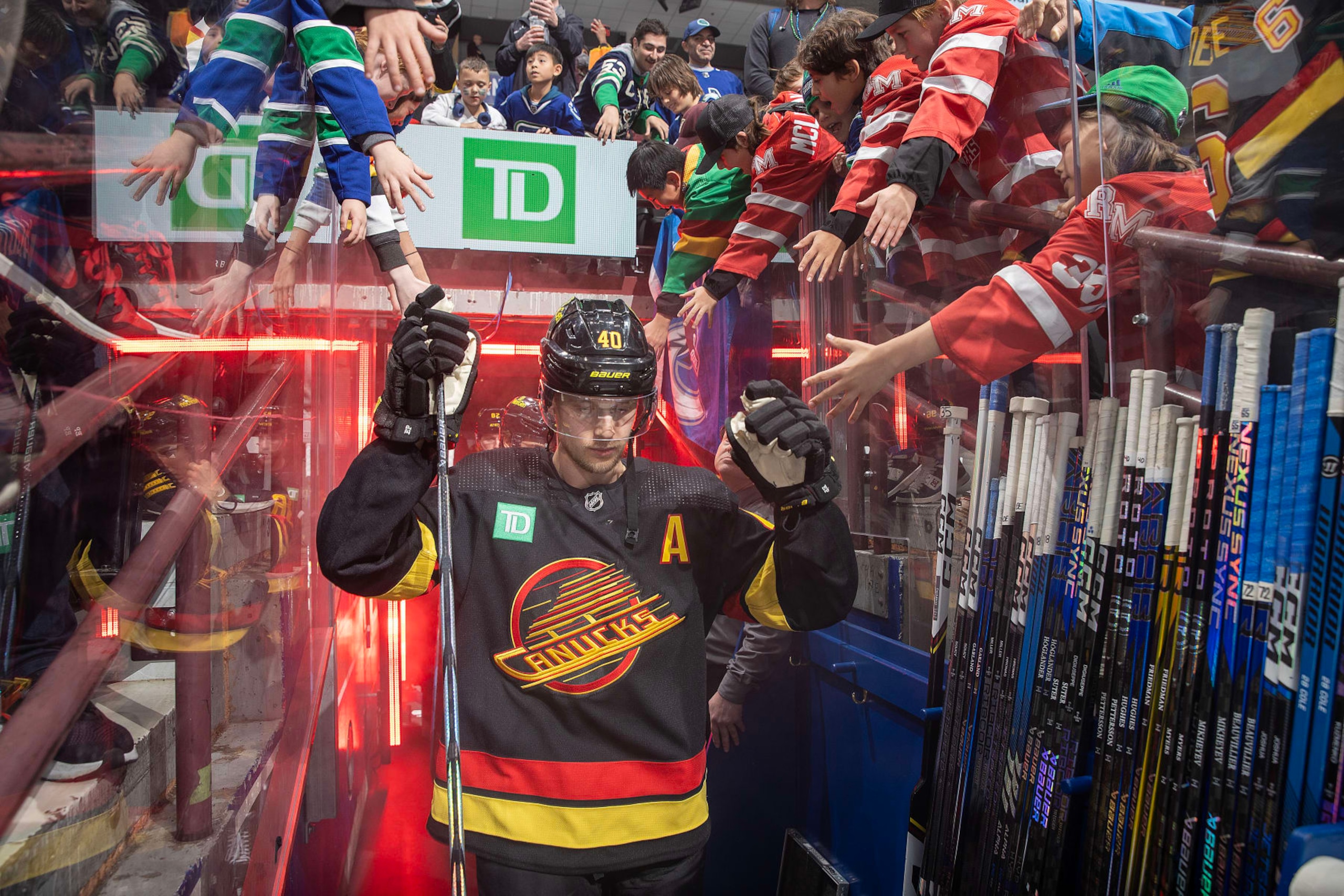 VANCOUVER, CANADA - NOVEMBER 6: Elias Pettersson #40 of the Vancouver Canucks enters the ice during warm up before their NHL game against the Edmonton Oilers at Rogers Arena on November 6, 2023 in Vancouver, British Columbia, Canada.  (Photo by Jeff Vinnick/NHLI via Getty Images)