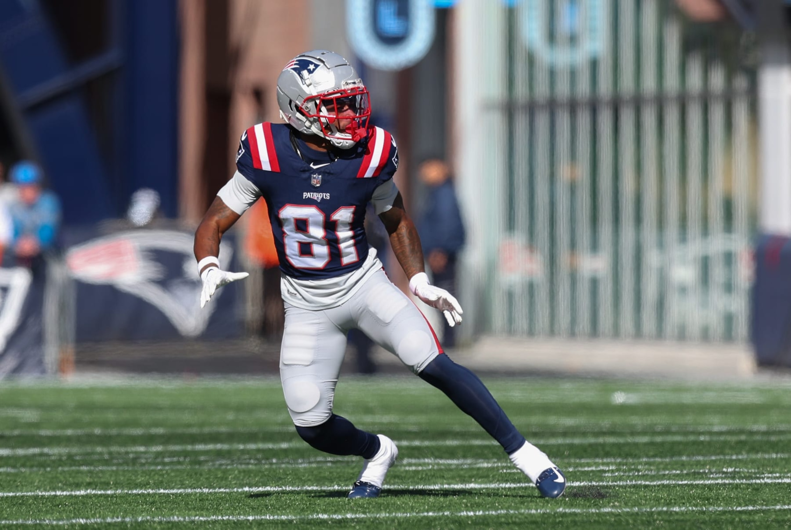 FOXBOROUGH, MA - OCTOBER 22: New England Patriots Wide Receiver Demario Douglas (81) in action during the NFL game between Buffalo Bills and New England Patriots on October 22, 2023, at Gillette Stadium in Foxborough, MA. (Photo by M. Anthony Nesmith/Icon Sportswire via Getty Images)