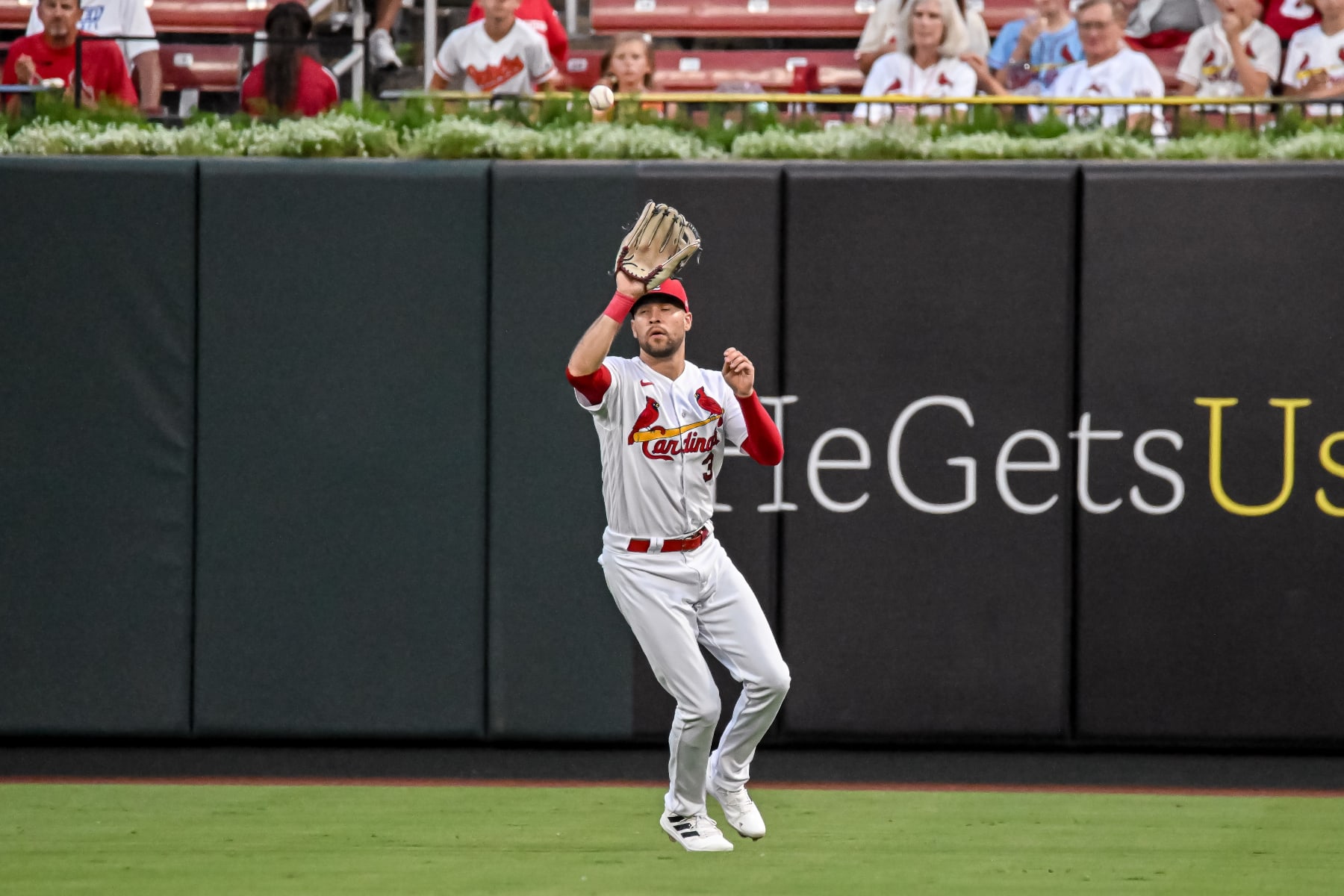 ST. LOUIS, MO - AUG 01: St. Louis Cardinals center fielder Dylan Carlson (3) gets ready to make the catch in right field for an out during a game between the Minnesota Twins and the St. Louis Cardinals on August 1st, 2023, at Busch Stadium in St. Louis MO (Photo by Rick Ulreich/Icon Sportswire via Getty Images)