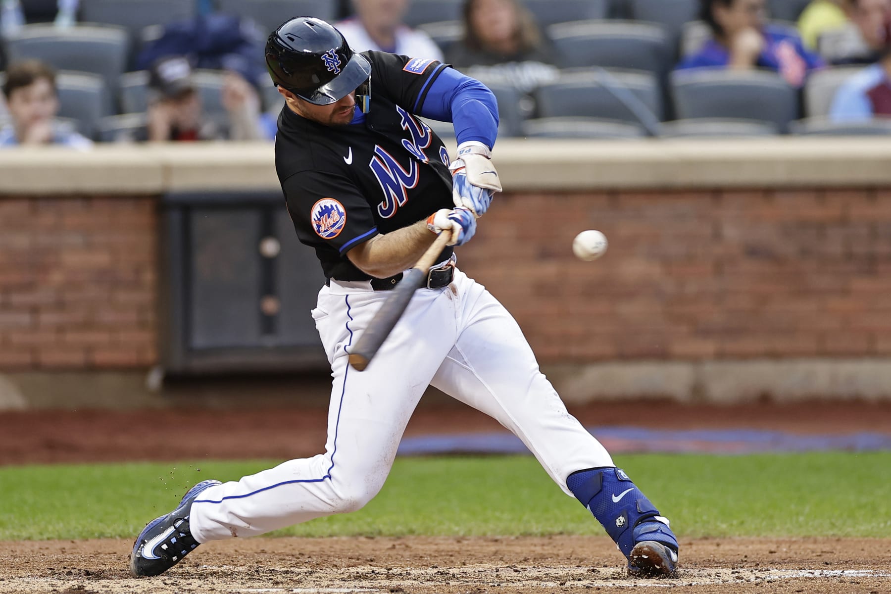 NEW YORK, NY - SEPTEMBER 30: Pete Alonso #20 of the New York Mets in action against the Philadelphia Phillies during the seventh inning of the first game of a doubleheader at Citi Field on September 30, 2023 in New York City. (Photo by Adam Hunger/Getty Images)