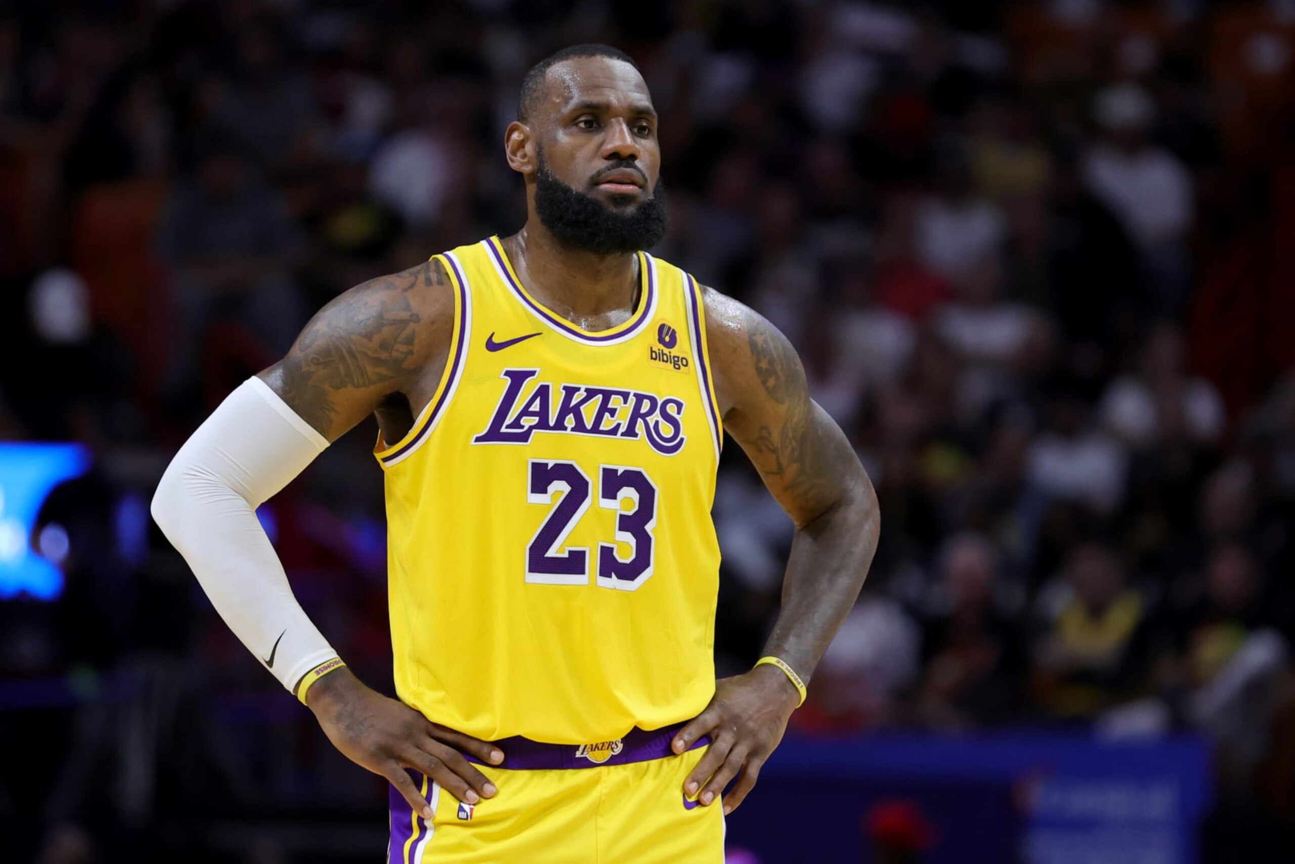 MIAMI, FLORIDA - NOVEMBER 06: LeBron James #23 of the Los Angeles Lakers looks on against the Miami Heat during the second quarter of the game at Kaseya Center on November 06, 2023 in Miami, Florida. NOTE TO USER: User expressly acknowledges and agrees that, by downloading and or using this photograph, User is consenting to the terms and conditions of the Getty Images License Agreement. (Photo by Megan Briggs/Getty Images)