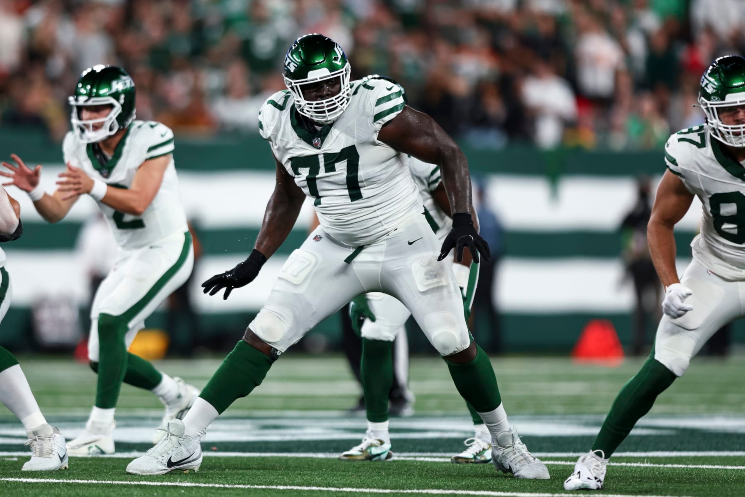 EAST RUTHERFORD, NJ - OCTOBER 1: Mekhi Becton #77 of the New York Jets blocks during an NFL football game against the Kansas City Chiefs at MetLife Stadium on October 1, 2023 in East Rutherford, New Jersey. (Photo by Kevin Sabitus/Getty Images)