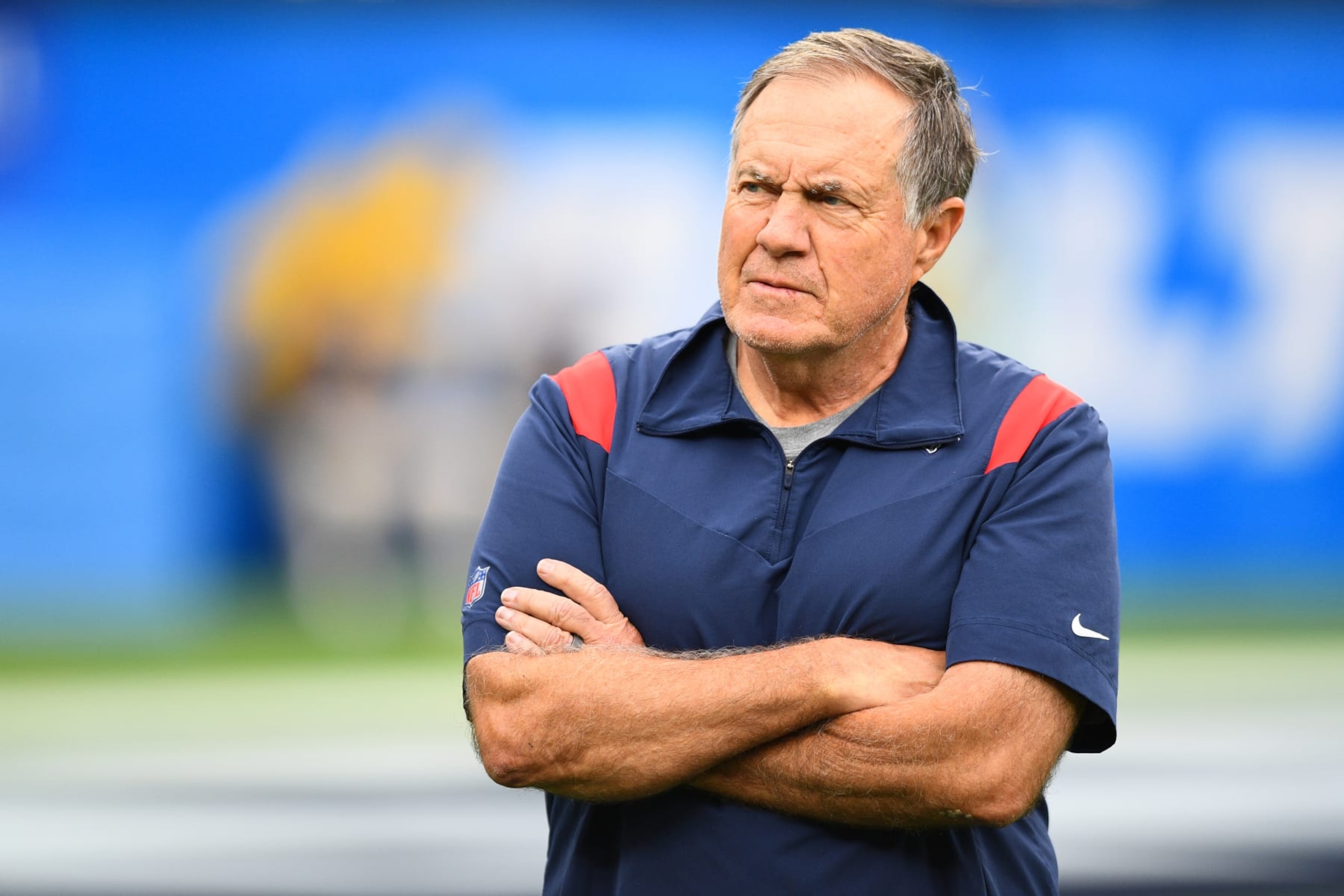 INGLEWOOD, CA - OCTOBER 31: New England Patriots head coach Bill Belichick looks on before the NFL game between the New England Patriots and the Los Angeles Chargers on October 31, 2021, at SoFi Stadium in Inglewood, CA. (Photo by Brian Rothmuller/Icon Sportswire via Getty Images)